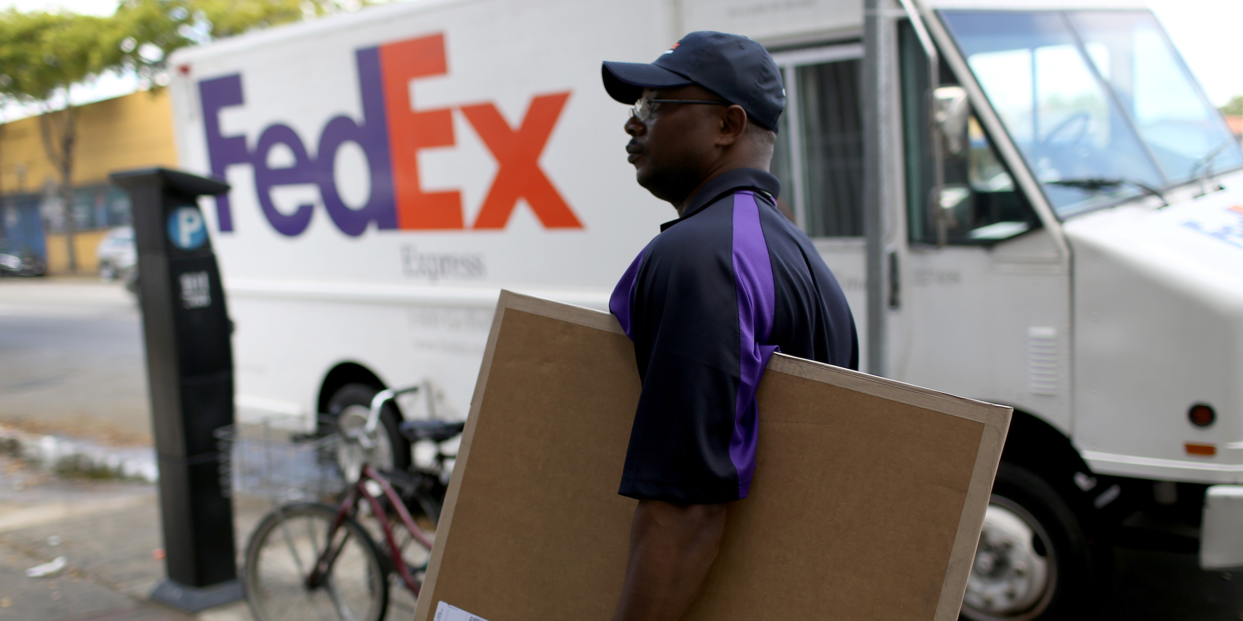 FedEx delivery person