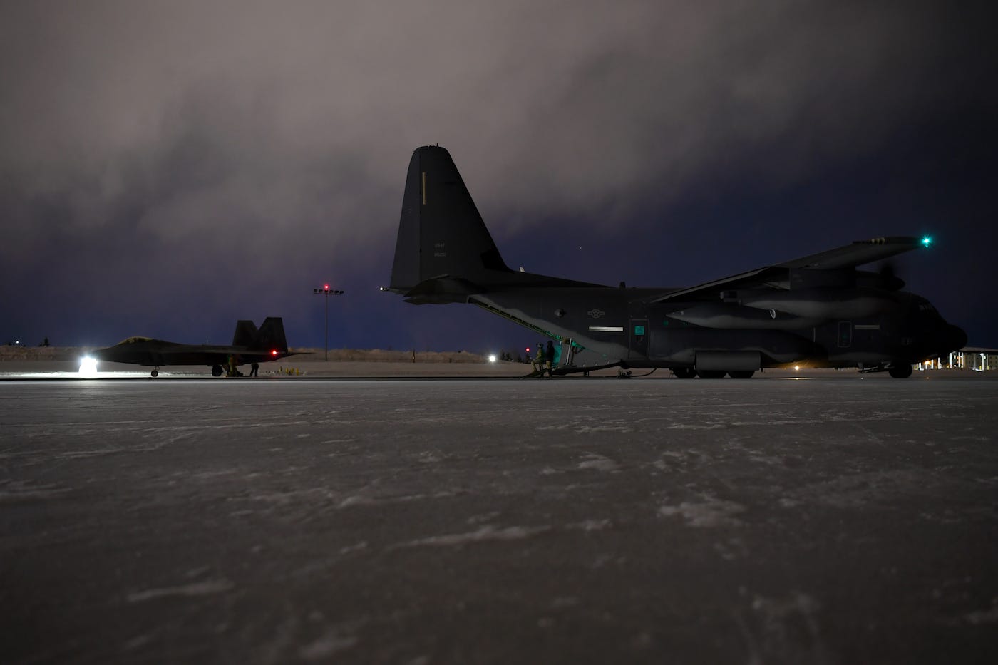 Air Force F-22 refueling Alaska