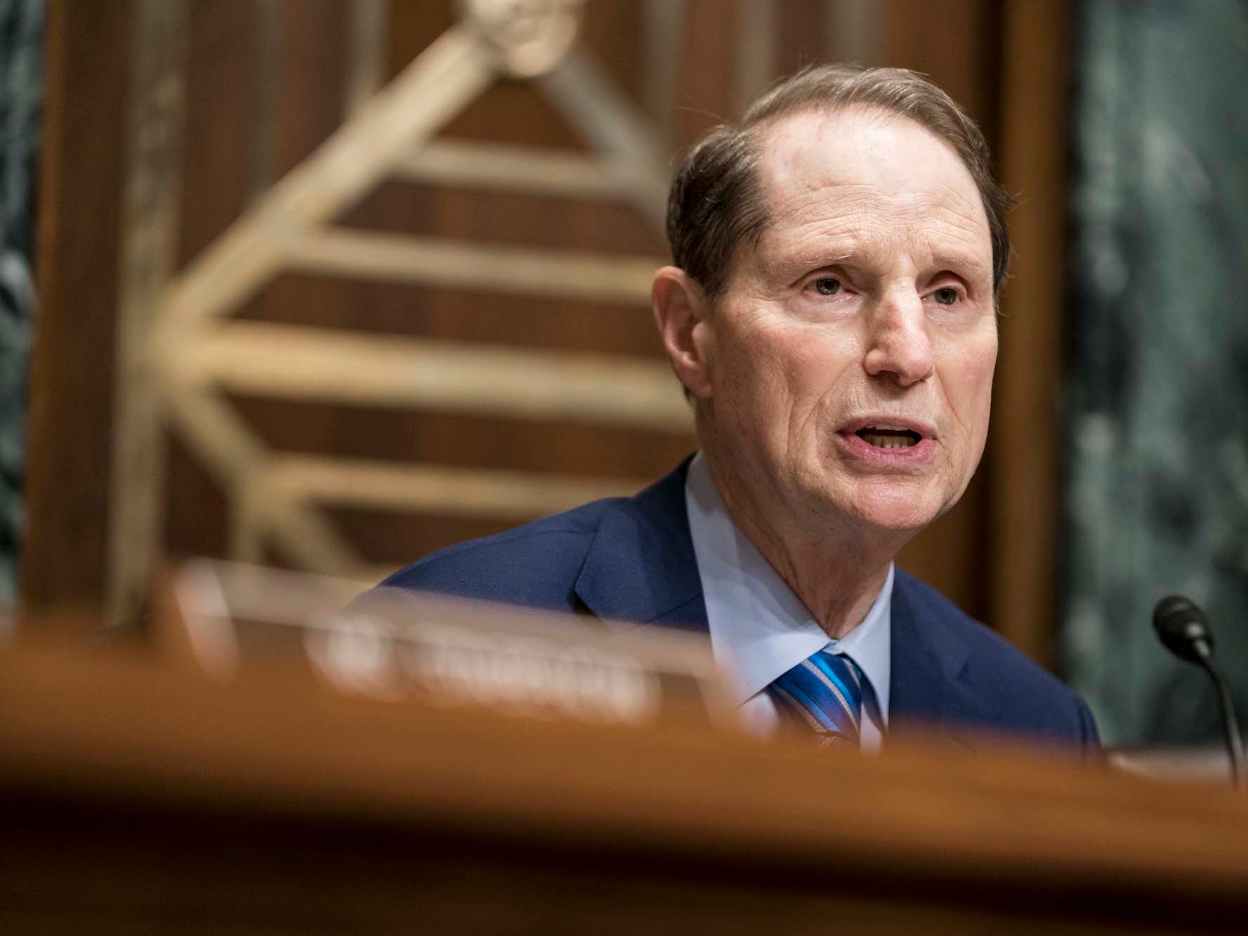 senator ron wyden