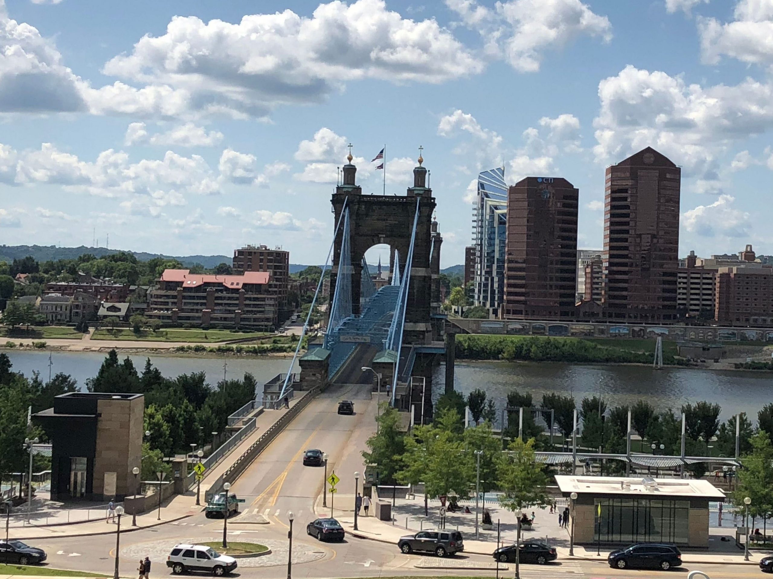 A view of Covington, Kentucky  with water and buildings