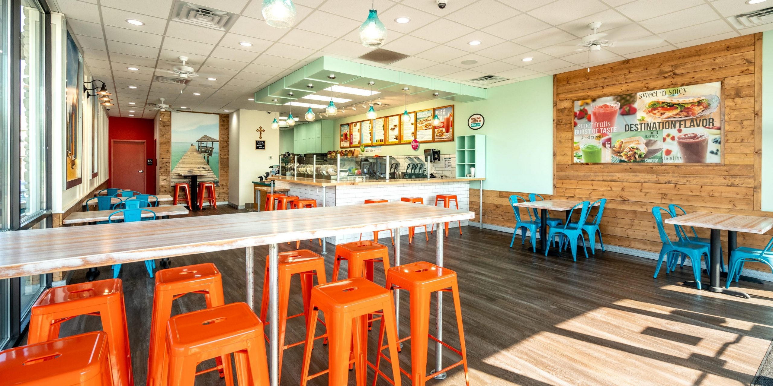 Tropical Smoothie Cafe interior