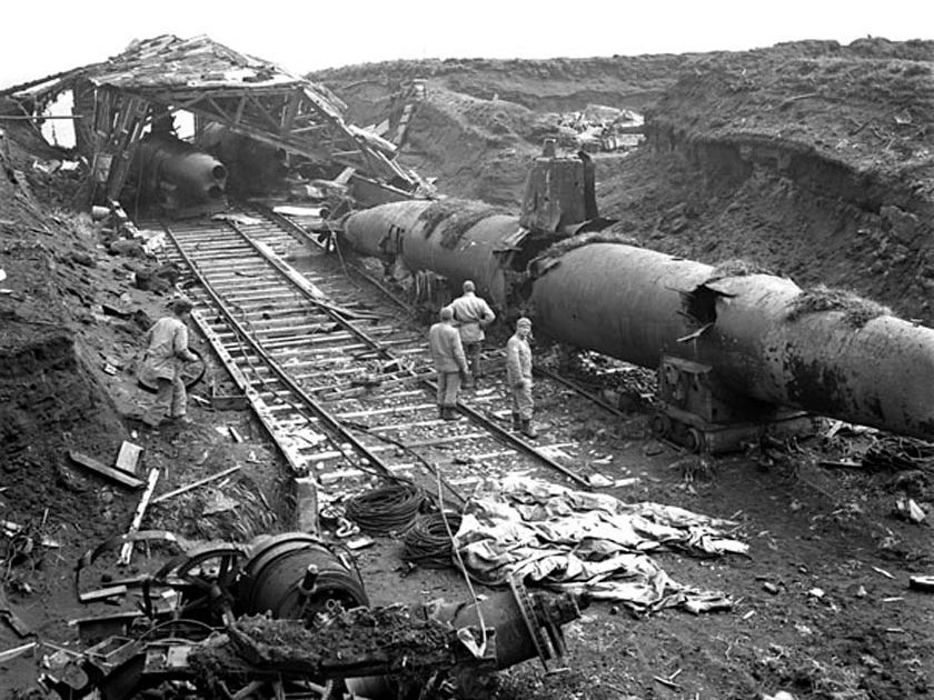 Abandoned japanese submarines Kiska