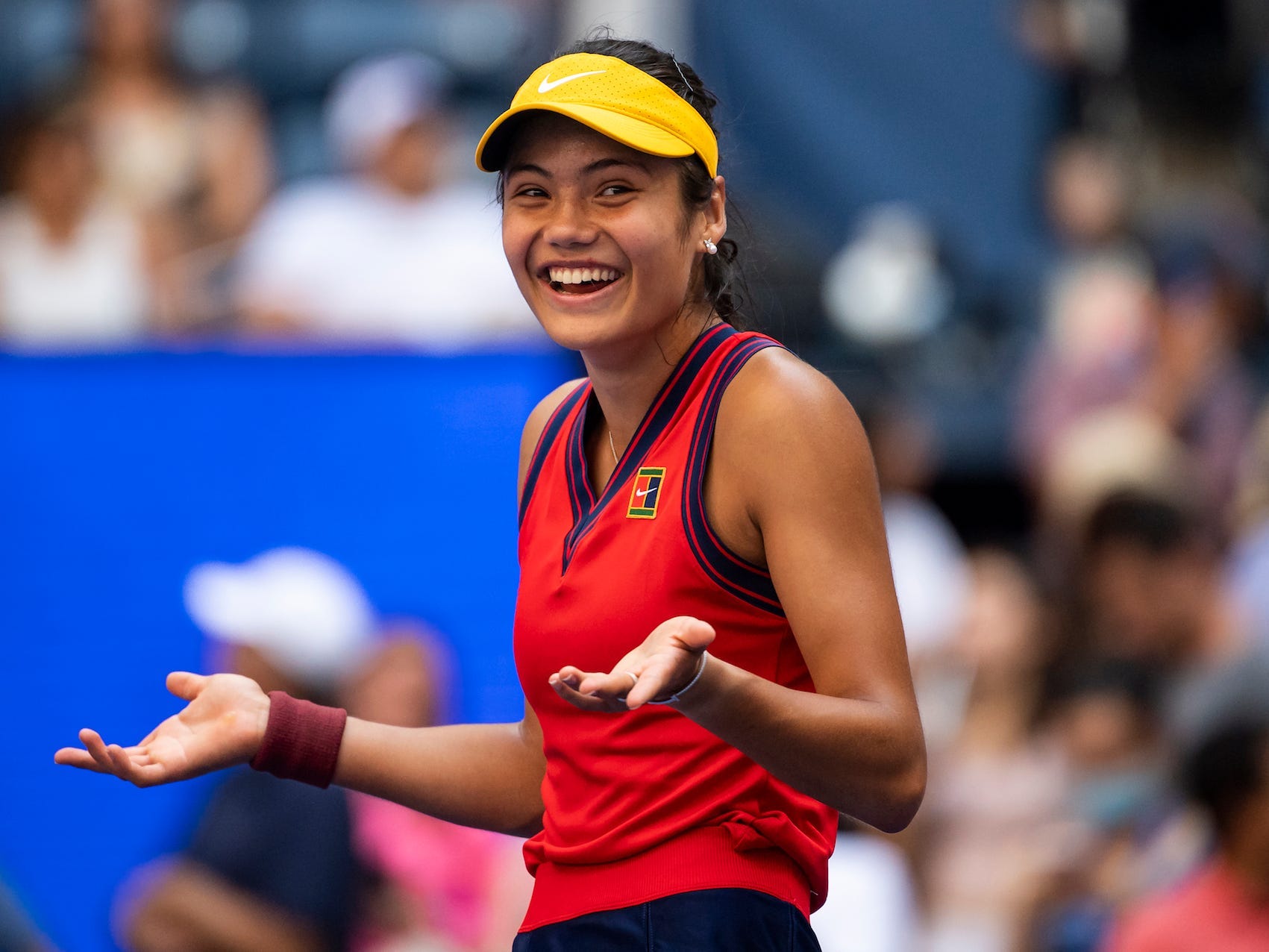 Emma Raducanu of Great Britain celebrates her victory over Shelby Rogers of the United States in the fourth round of the women's singles at the US Open at the USTA Billie Jean King National Tennis Center