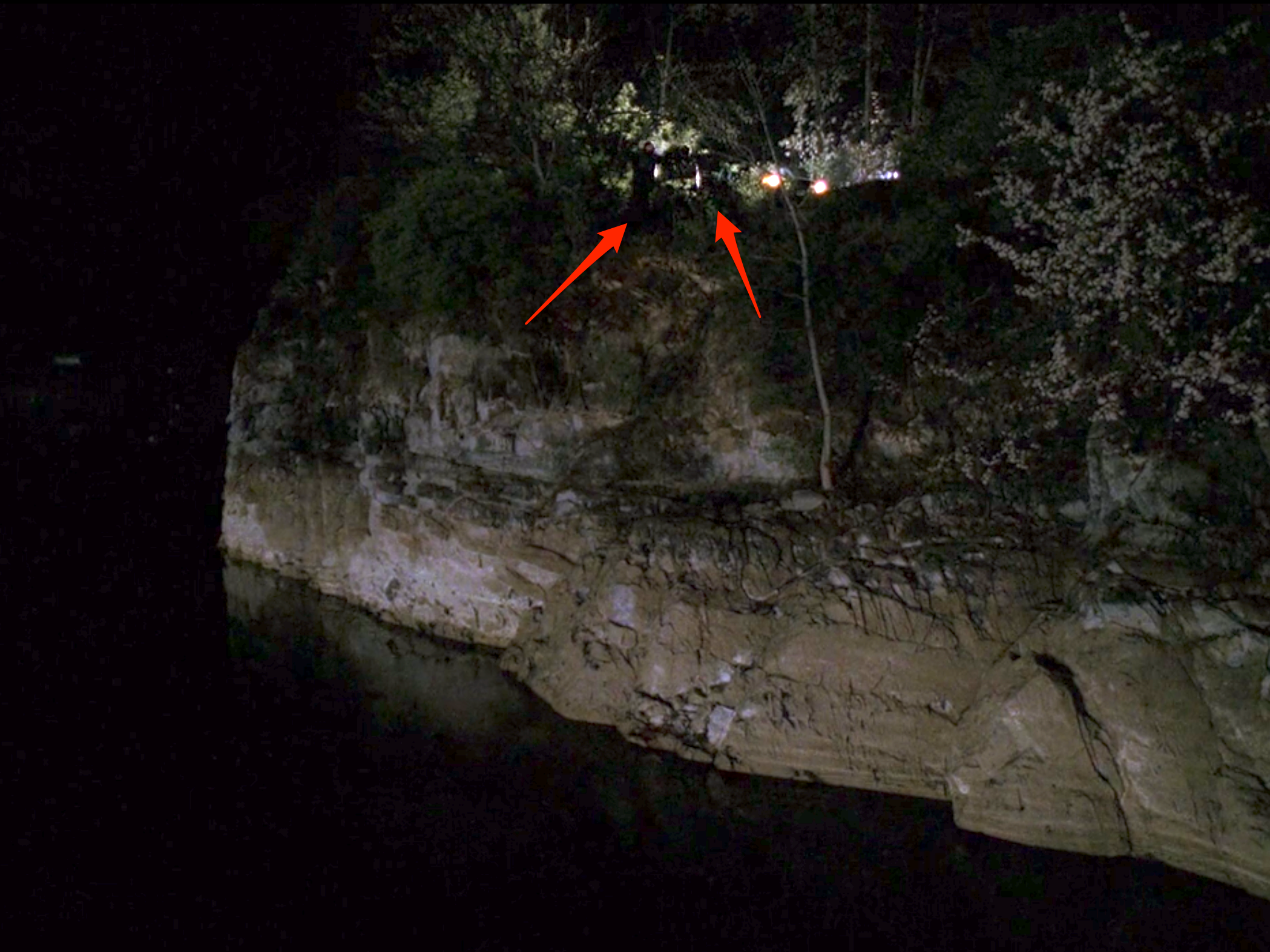 James Gandolfini and Michael Imperioli were chained to a tree while filming a cliffside scene on "The Sopranos."