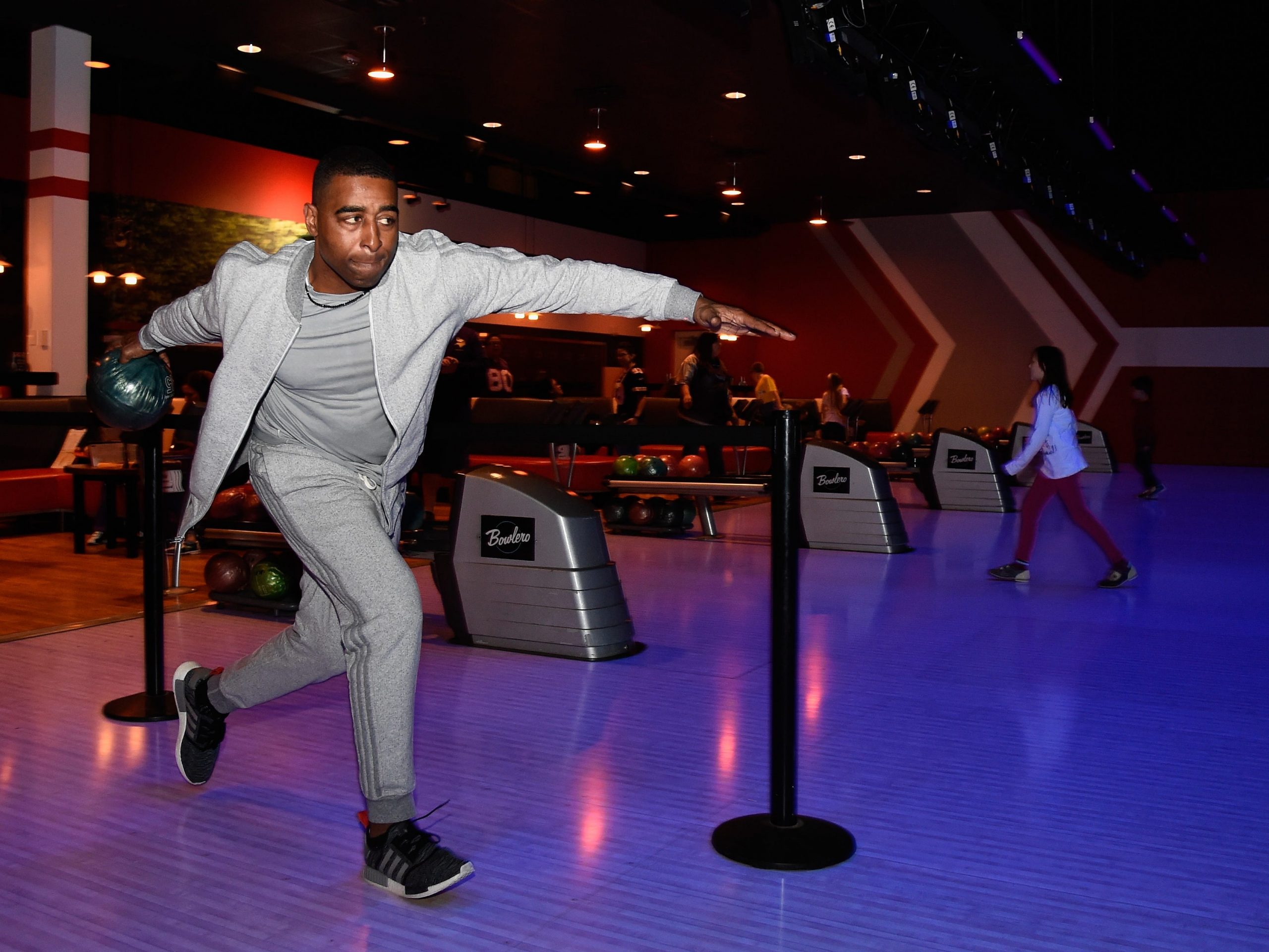 Cris Carter bowling