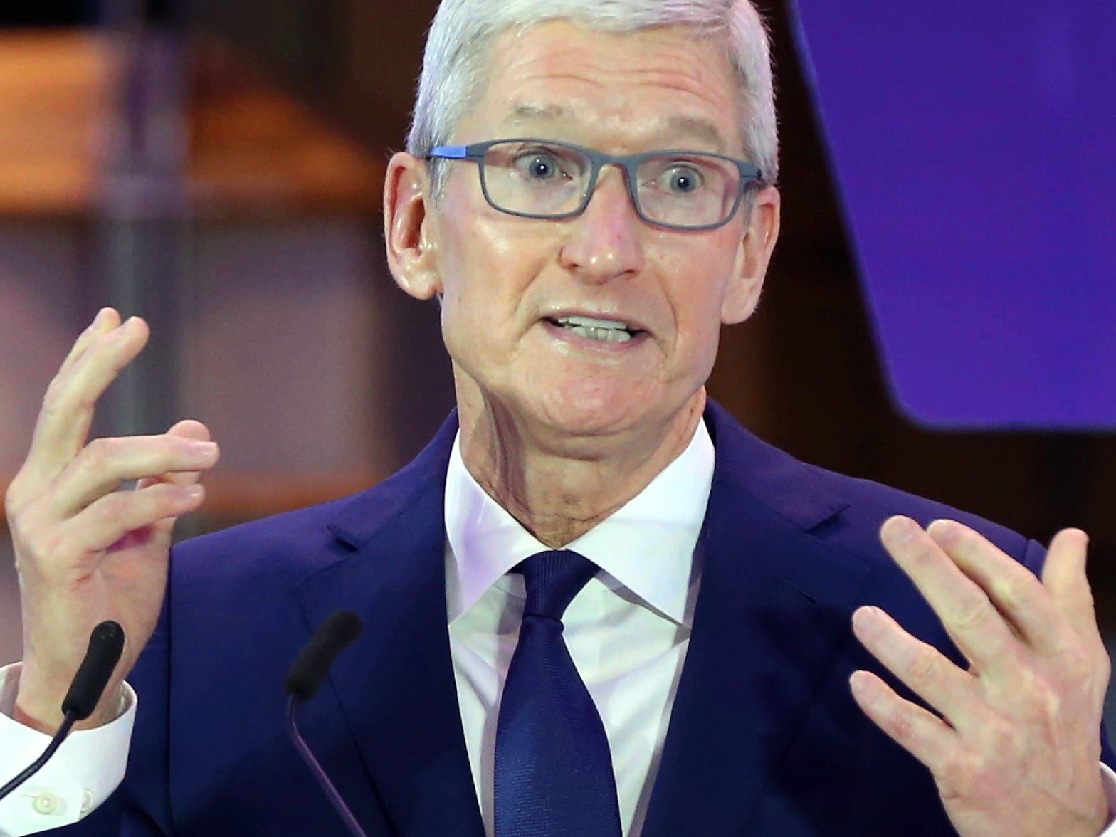 tim cook apple