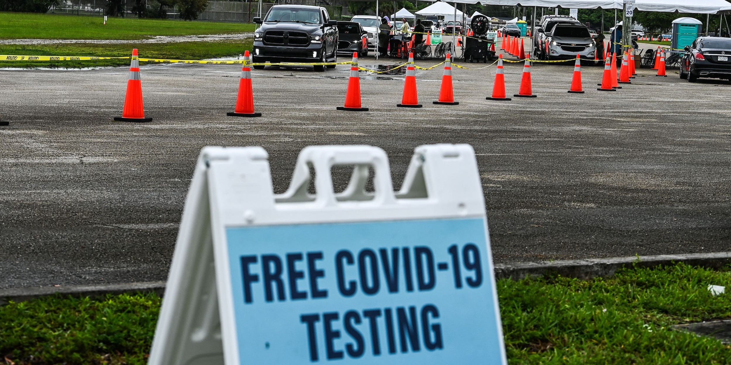 Cars line up for Covid-19 testing in Miami, on August 3, 2020.