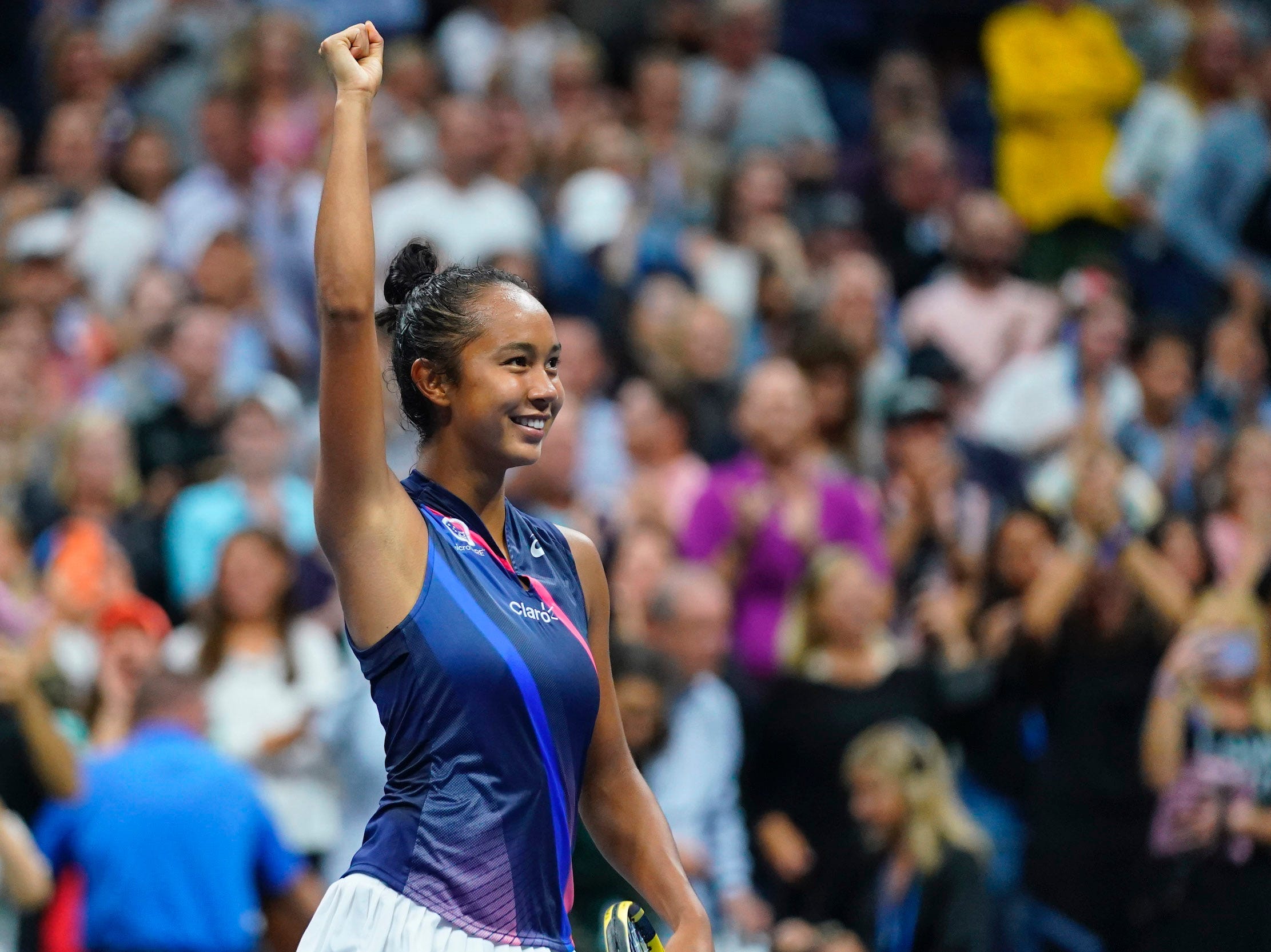 Leylah Fernandez celebrates her US Open victory against Aryna Sabalenka.