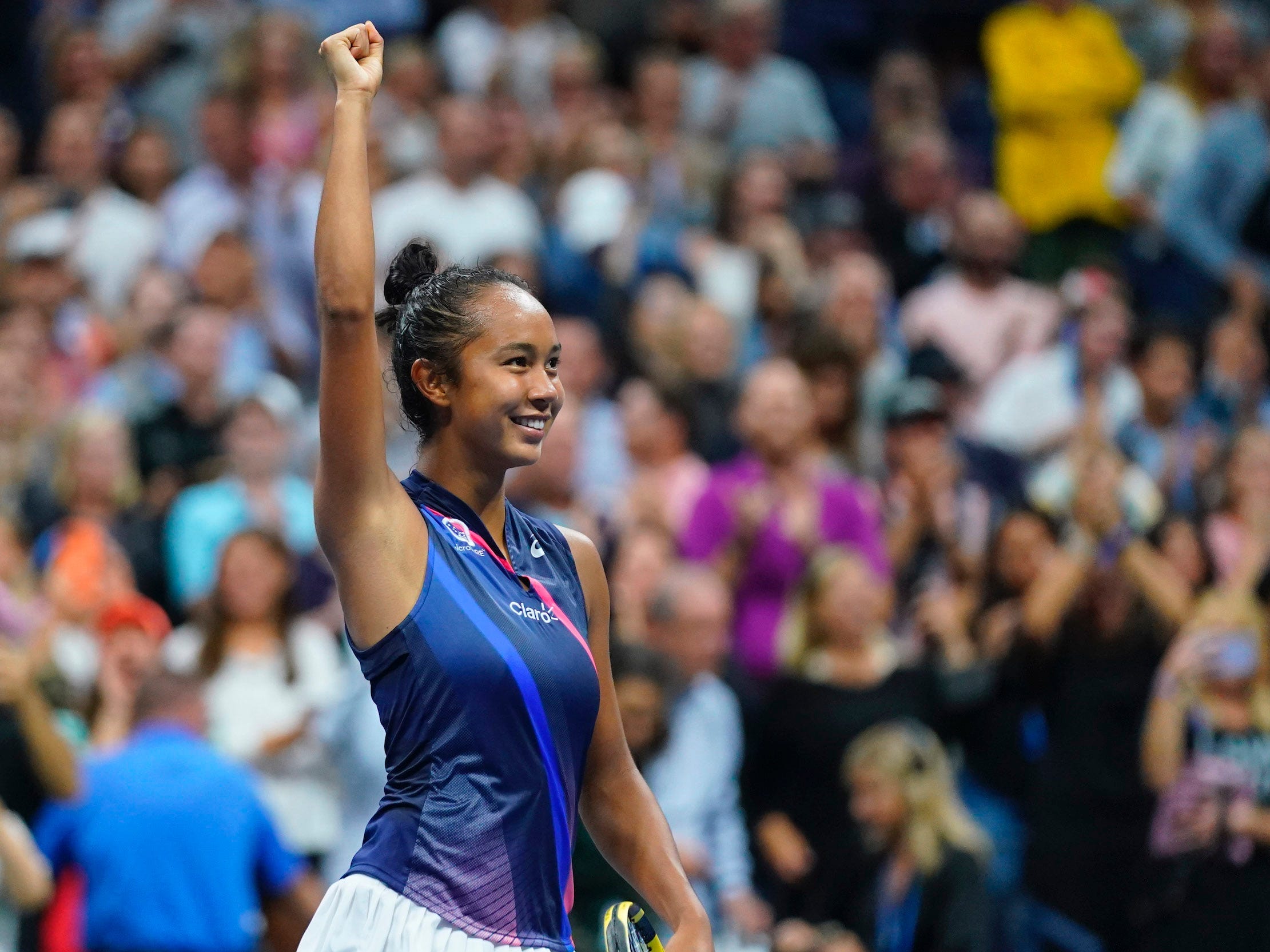 Leylah Fernandez celebrates her US Open victory against Aryna Sabalenka.