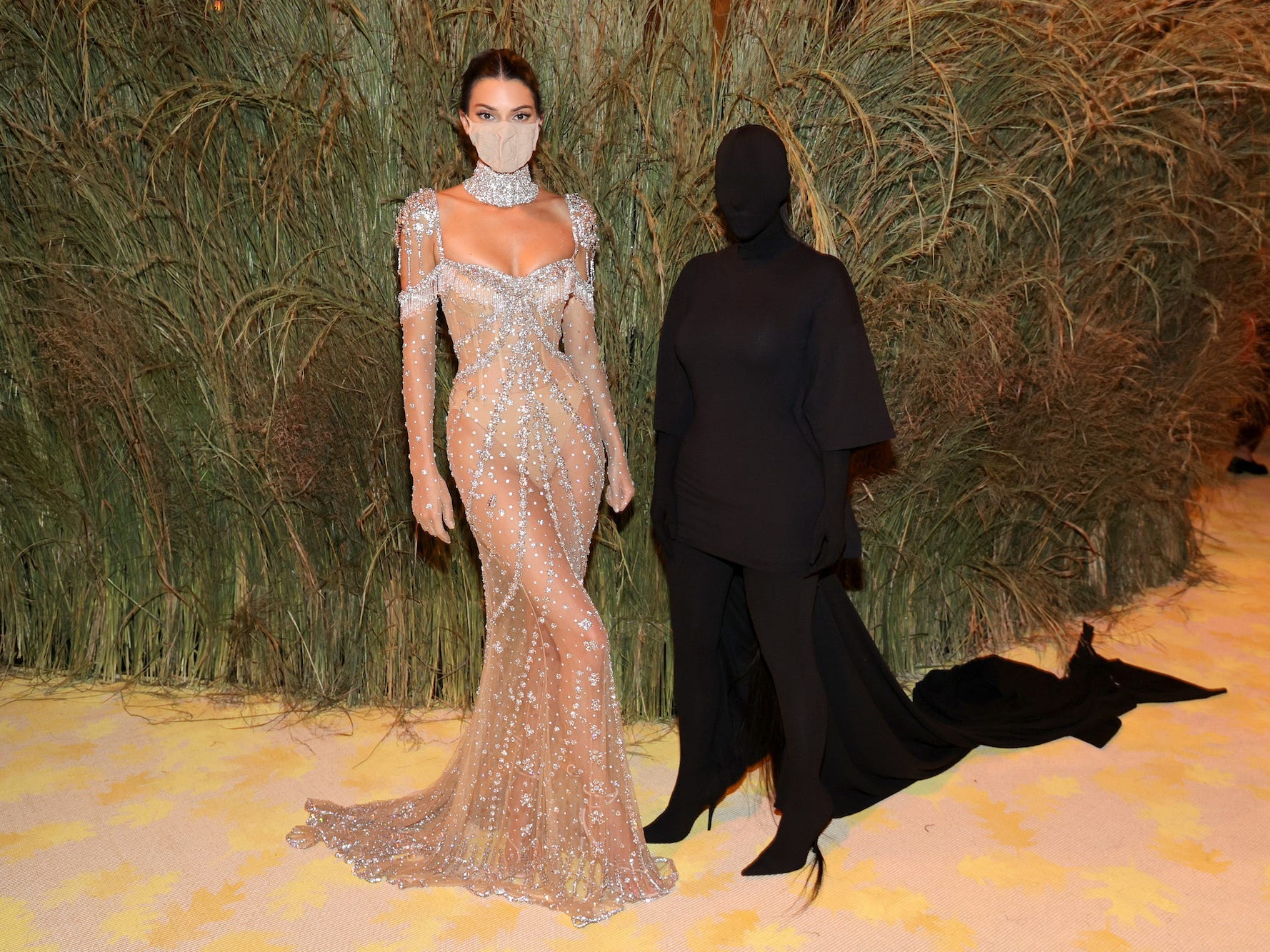 Kim Kardashian Kendall Jenner Met Gala 2021
