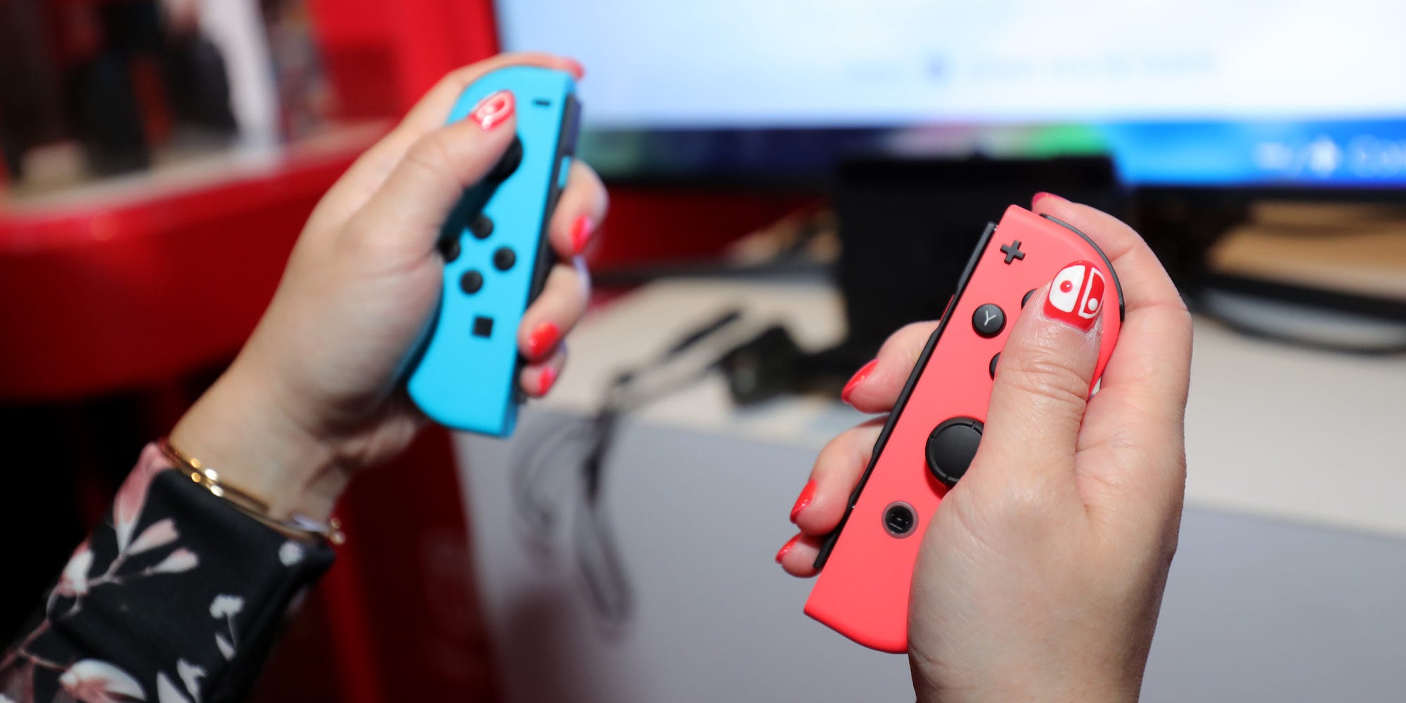 How to sync Nintendo Switch controllers with your system, so that up to eight people can at once