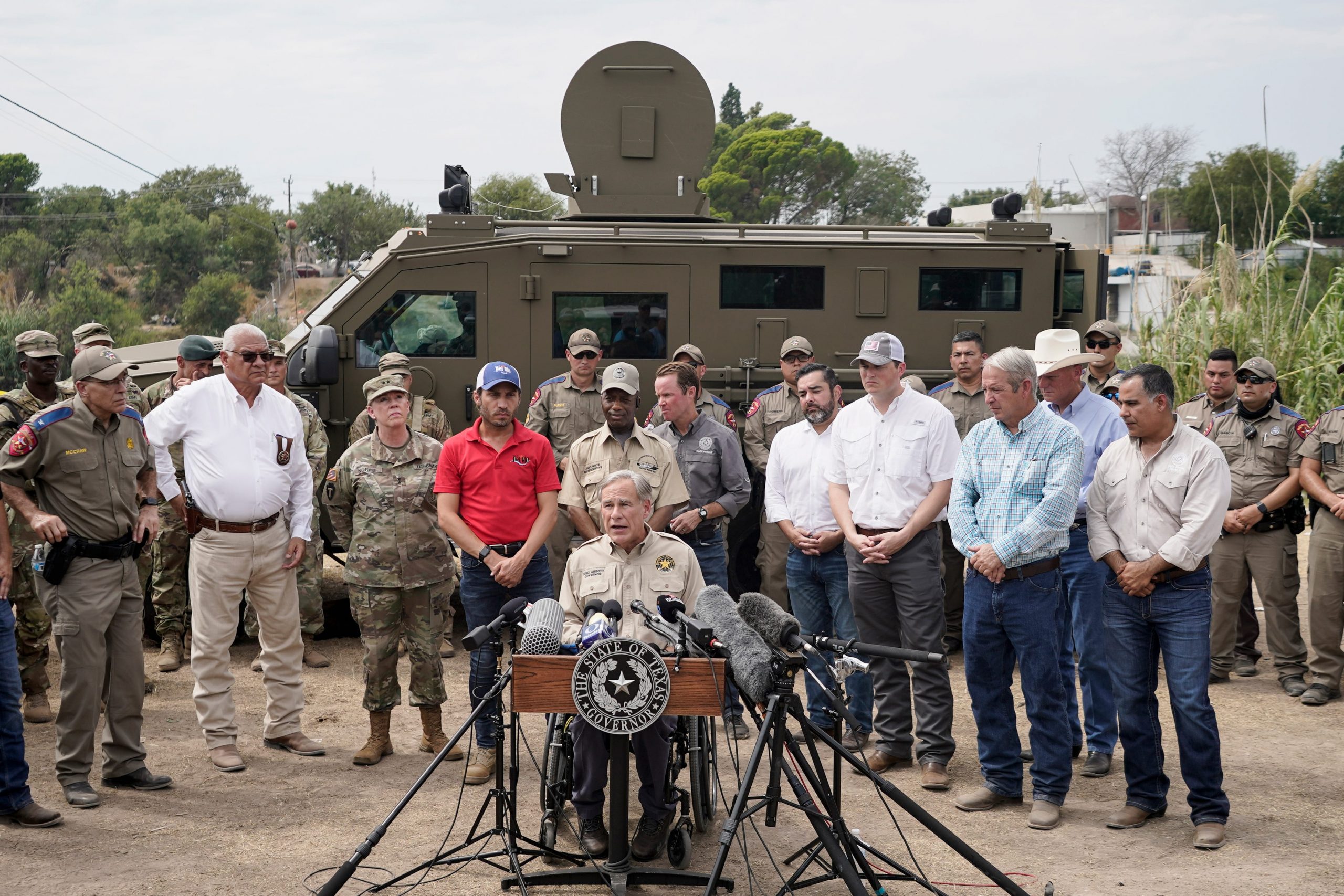 Greg Abbott border