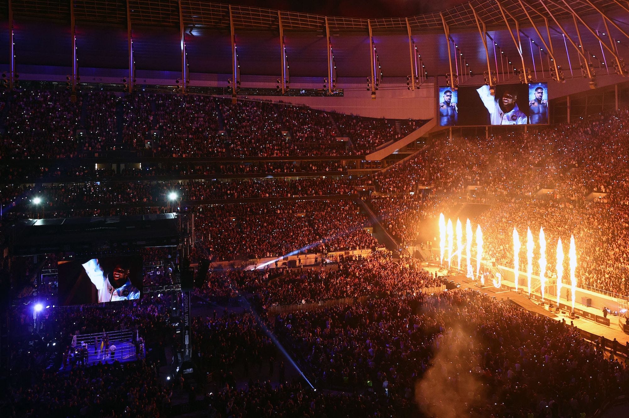 The incredible atmosphere at the Anthony Joshua vs. Oleksandr Usyk fight.