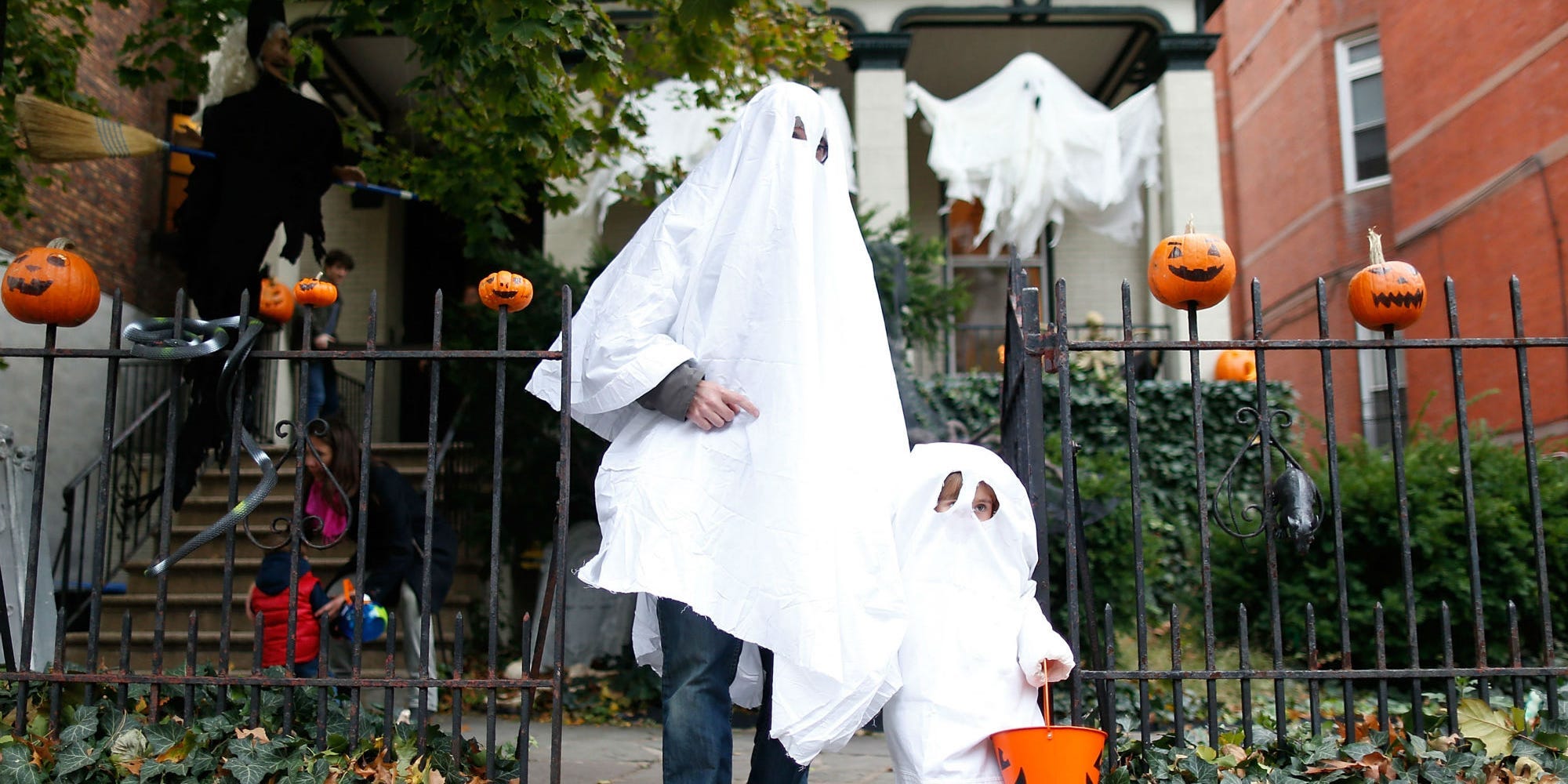 halloween trick or treat