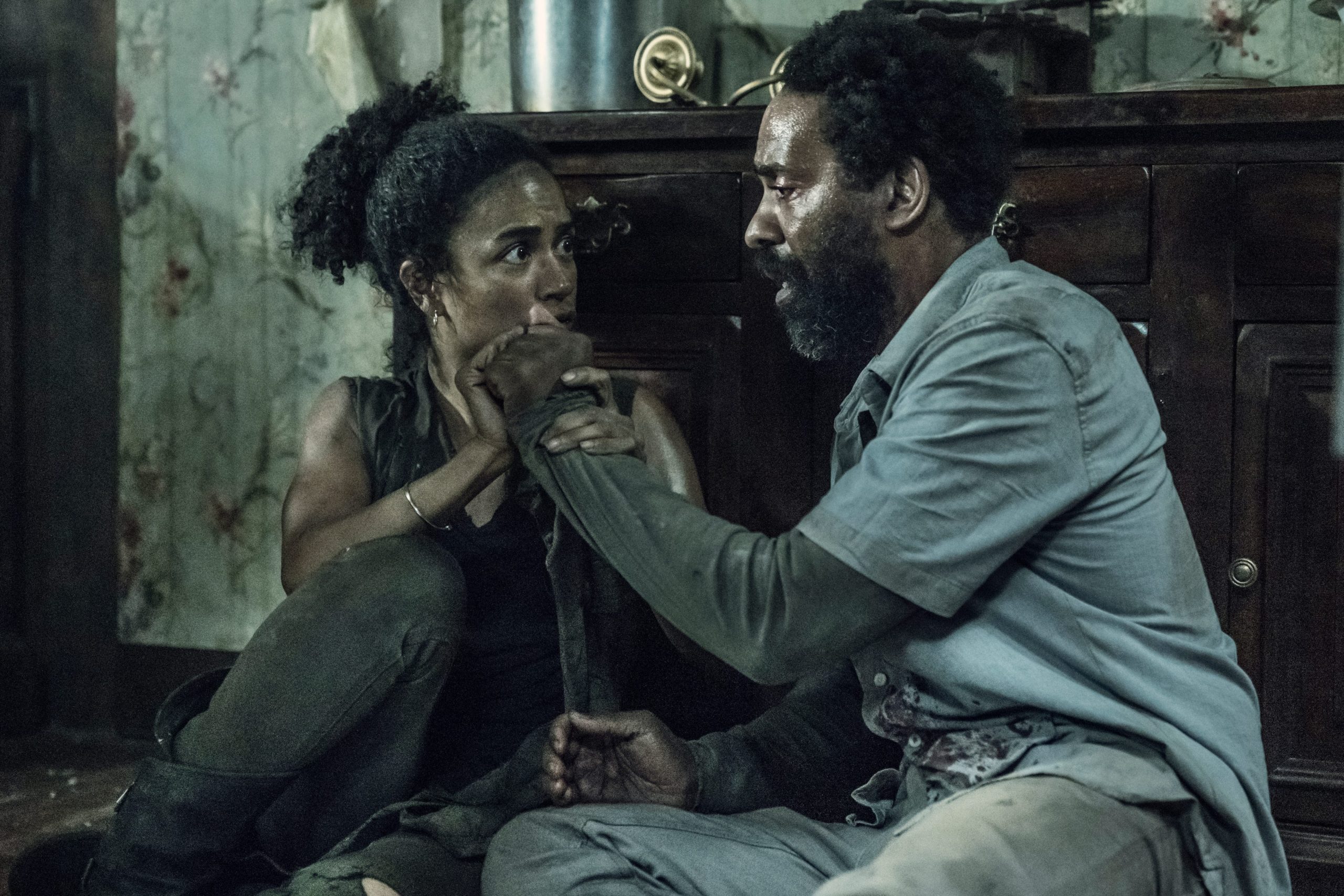 TWD 1106 Connie and Virgil / Lauren Ridloff and Kevin Carroll