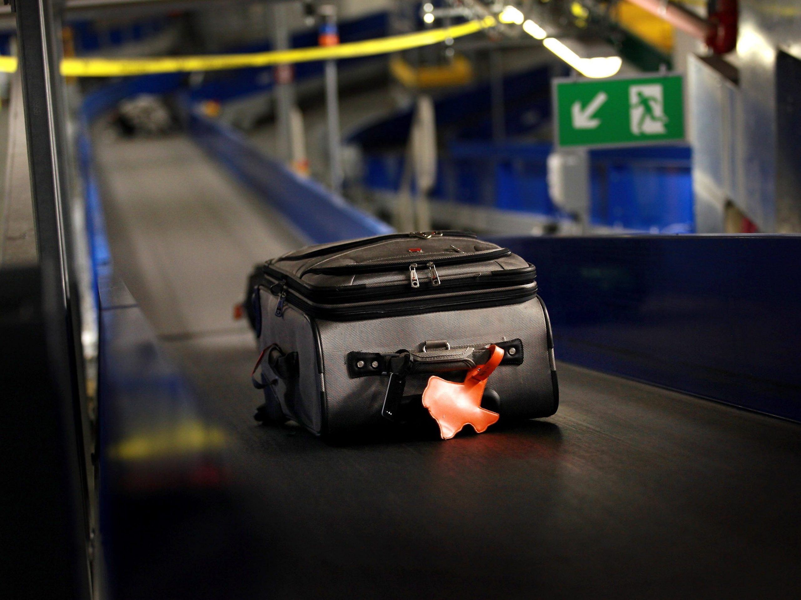 baggage luggage conveyer belt