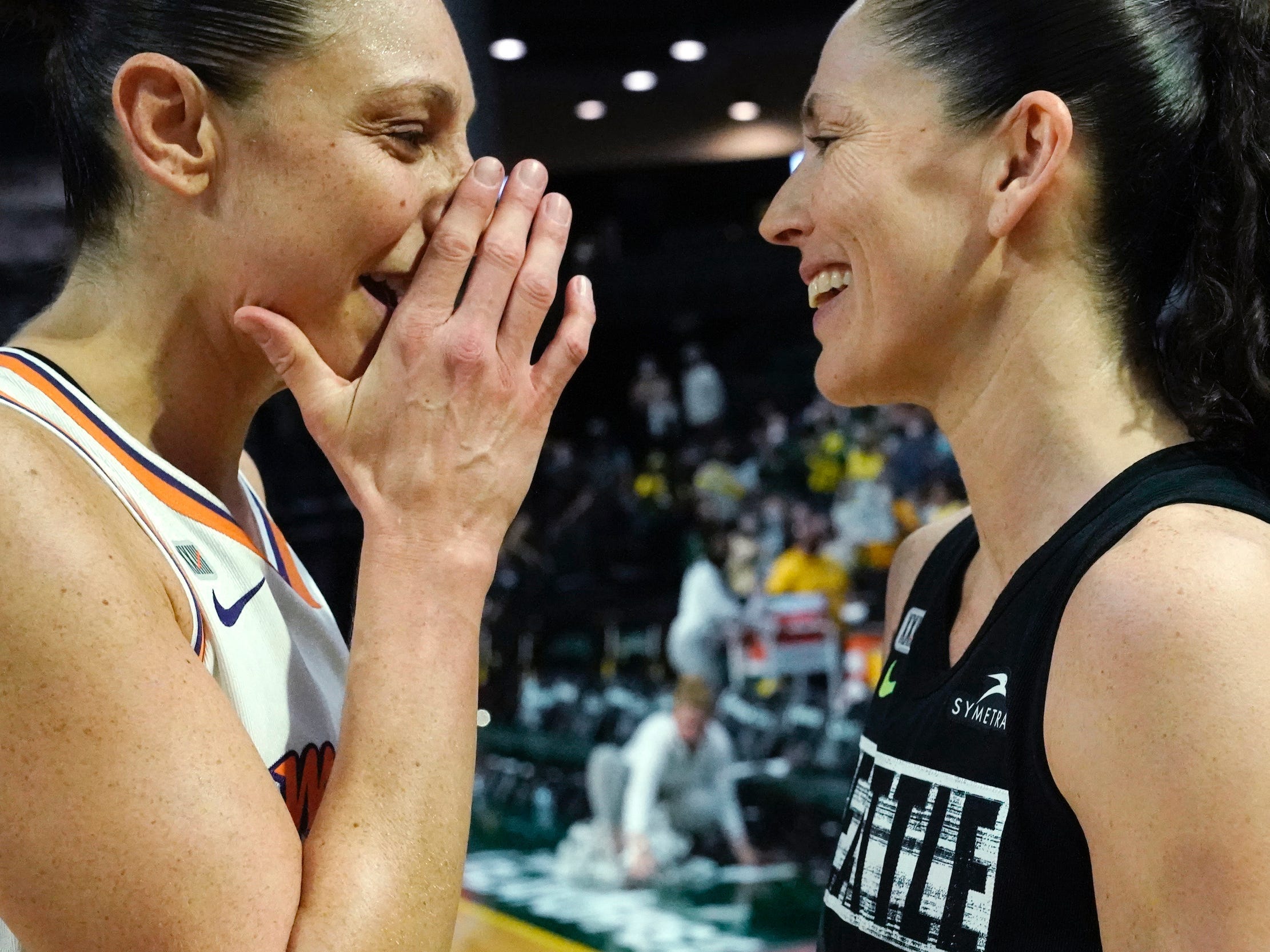 Diana Taurasi and Sue Bird (right).