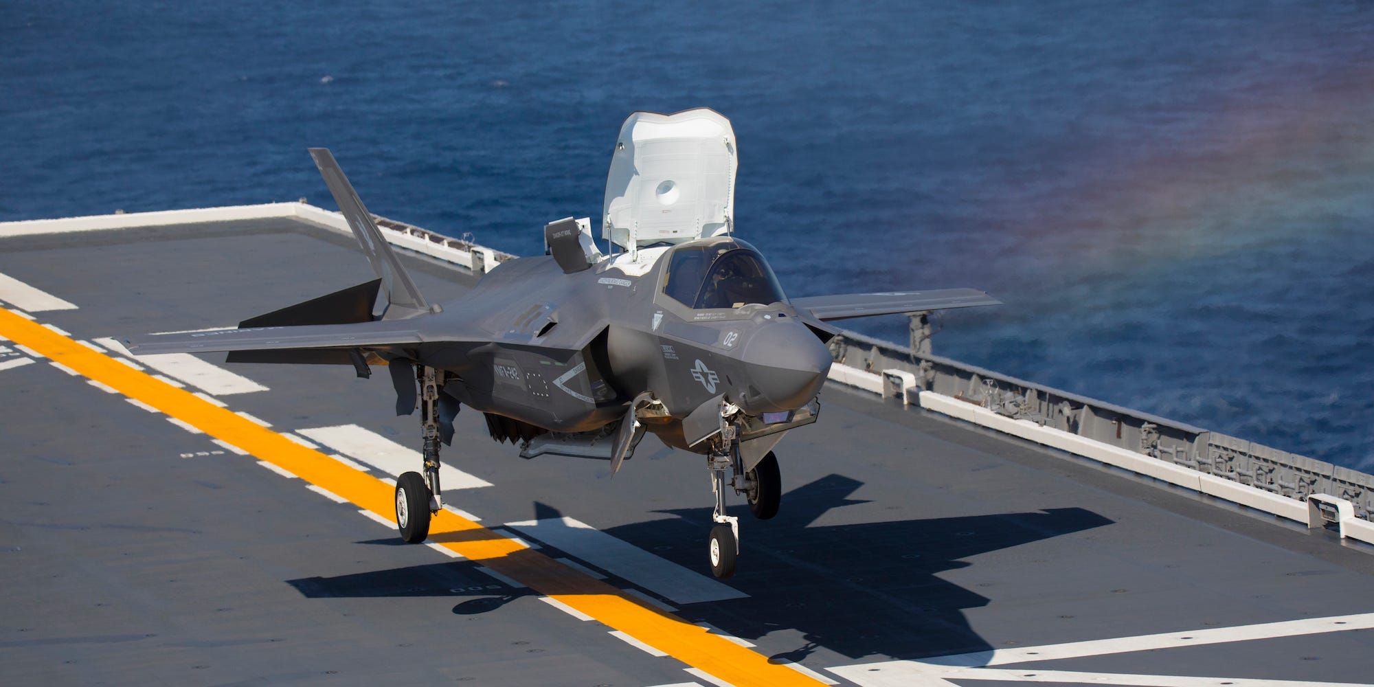 Marine Corps F-35B lands on Japanese ship Izumo