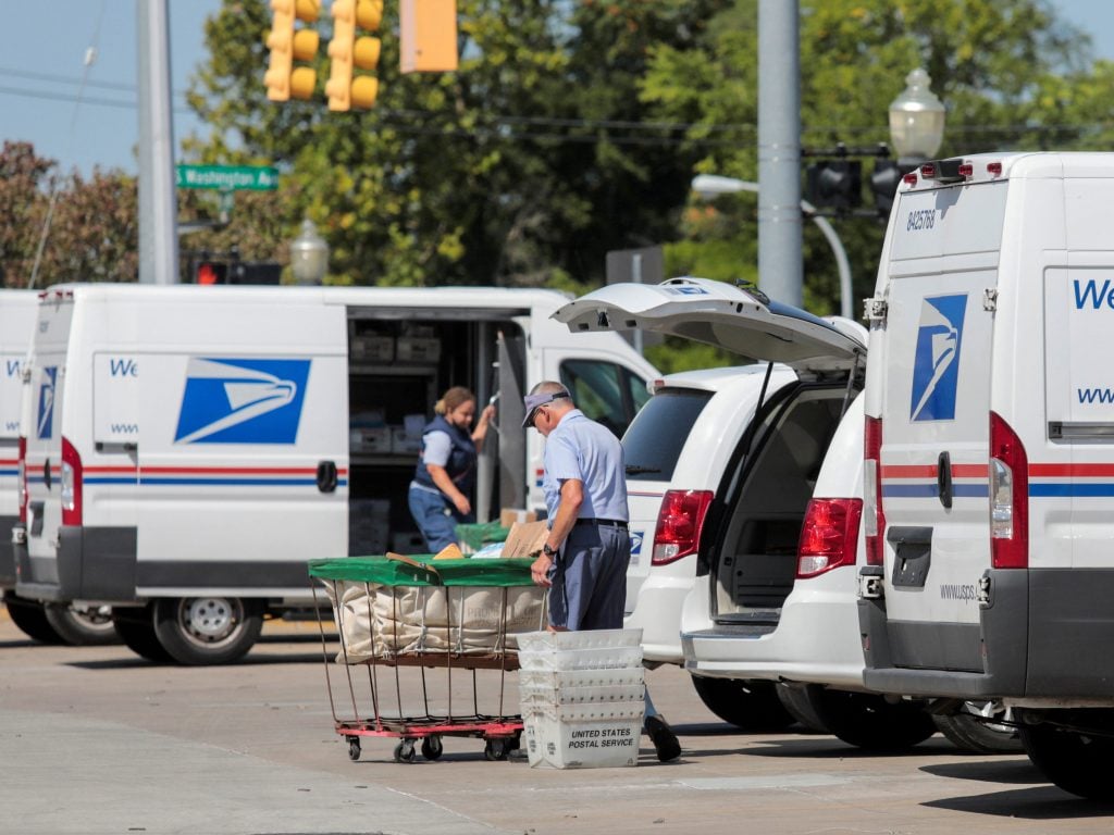 Postal Worker Shot Dead In His Truck By Former Neighbor Who Thought He   616086c3d62be70019c02555 1024x768 