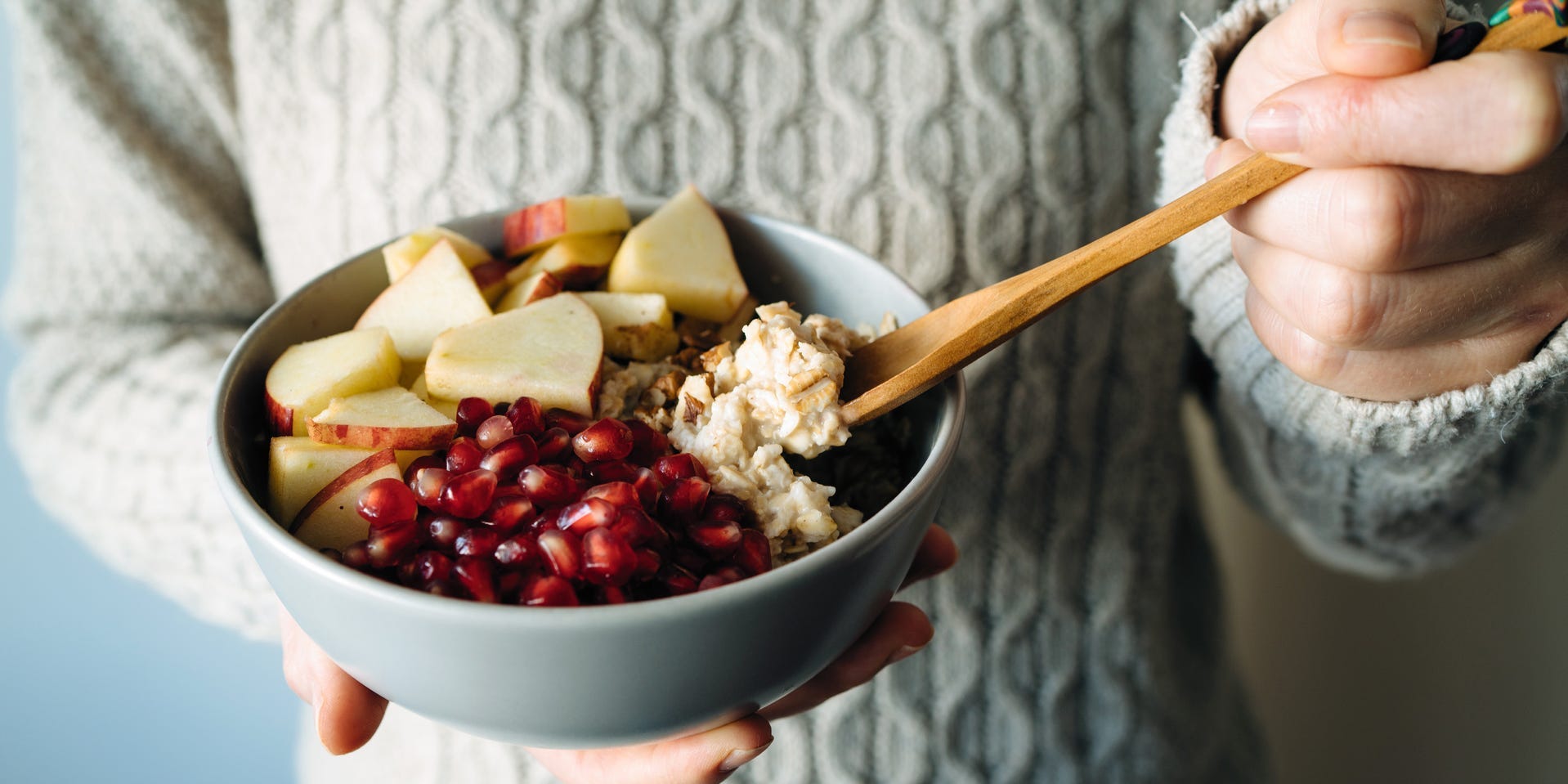 oatmeal with apple and pomegranates