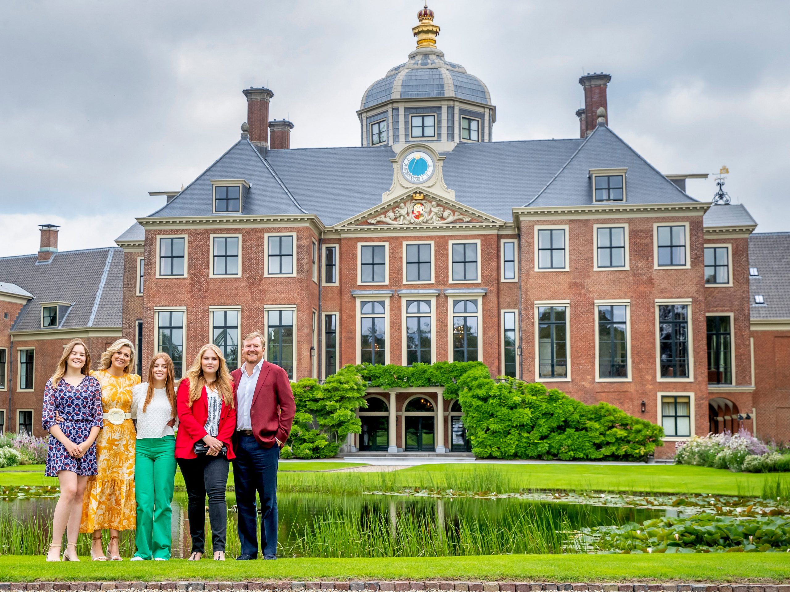 King Willem-Alexander of The Netherlands, Queen Maxima of The Netherlands, Princess Amalia of The Netherlands, Princess Alexia of The Netherlands and Princess Ariane of The Netherlands pose for the media at Huis ten Bosch Palace.