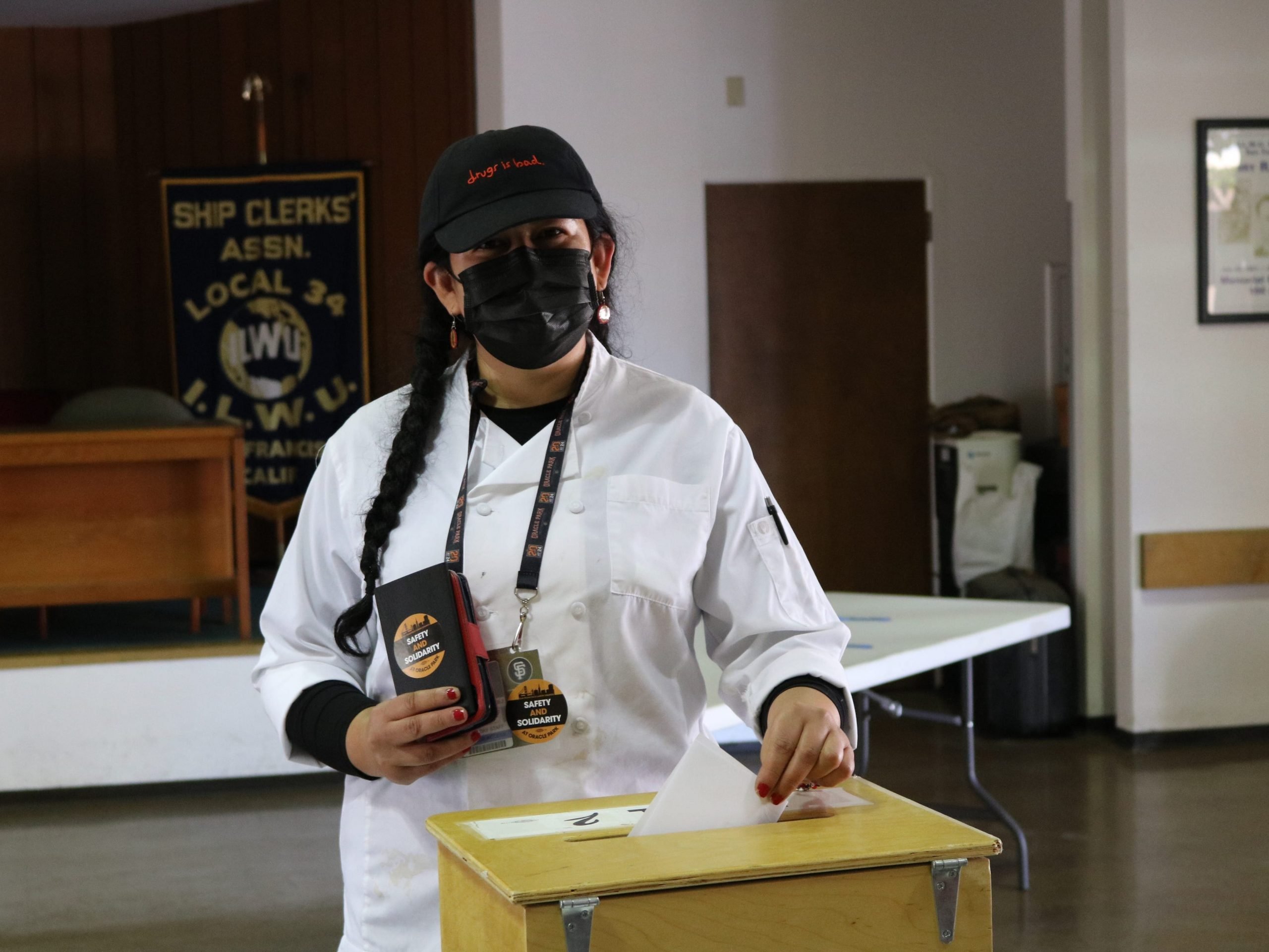 Aurora Rodriguez SF Giants concession worker (10/13/21)