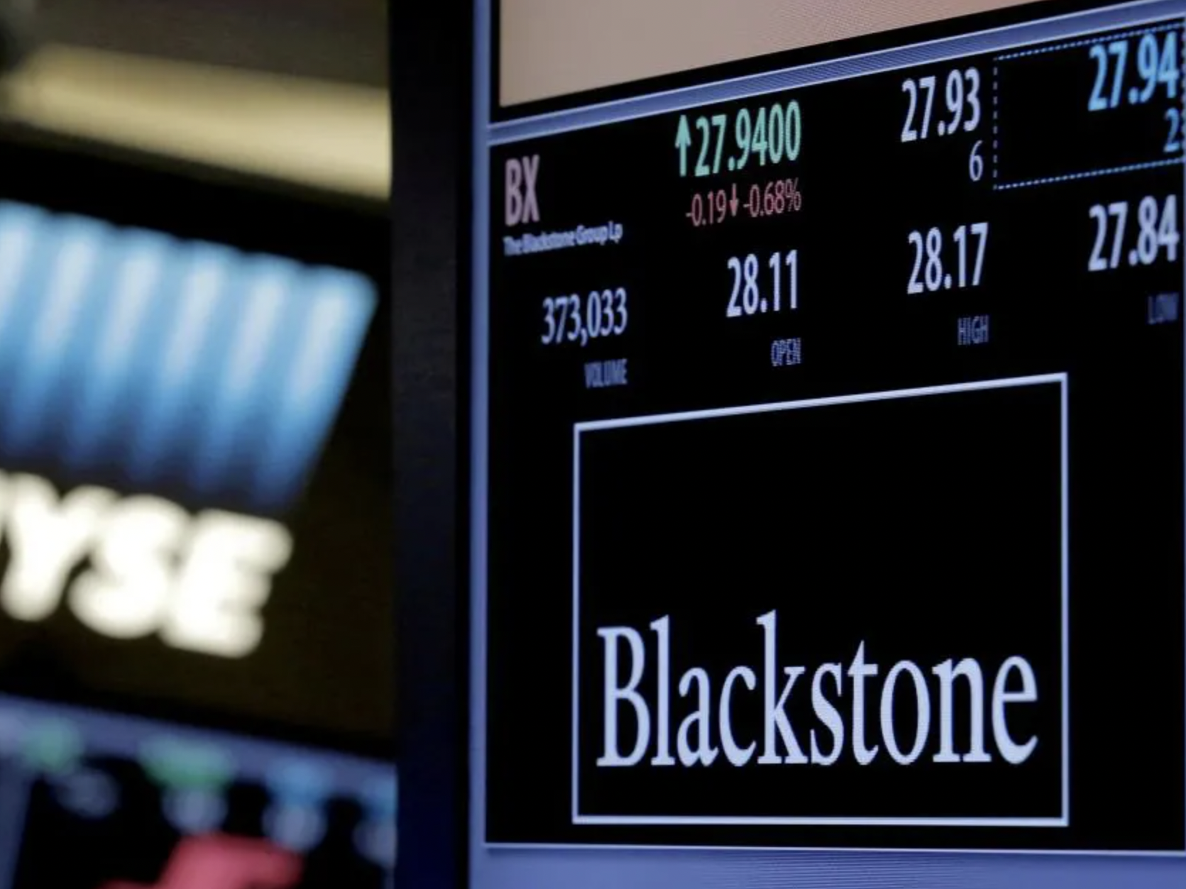 With a value of 900 million dollars, it has been bought mainly by Blackstone