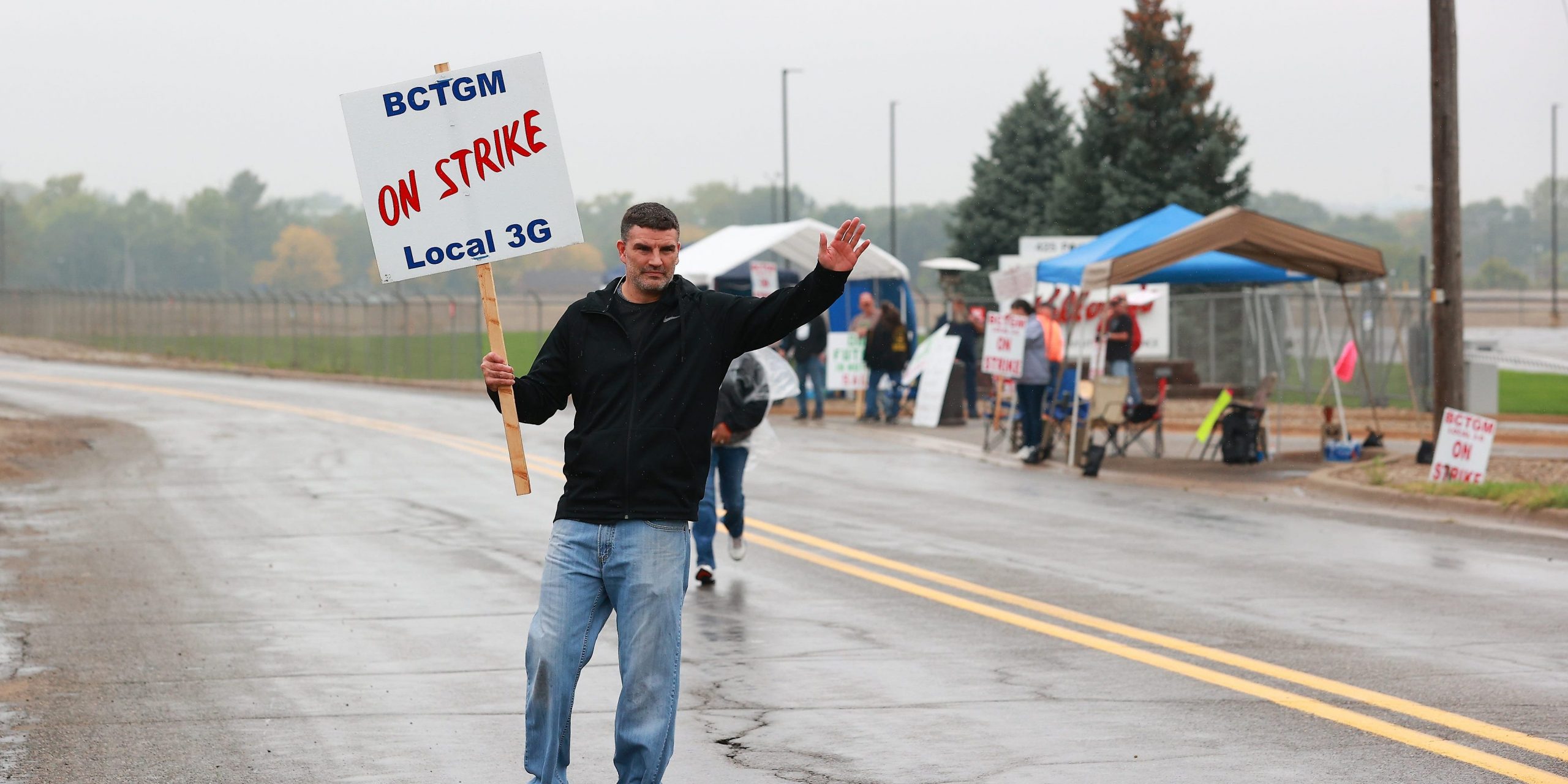 Kelloggs workers on strike in Michigan
