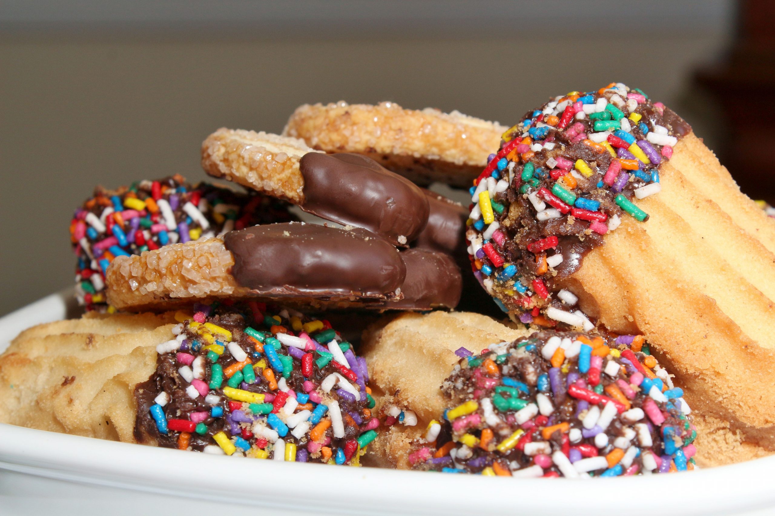 cookies with sprinkles and chocolate