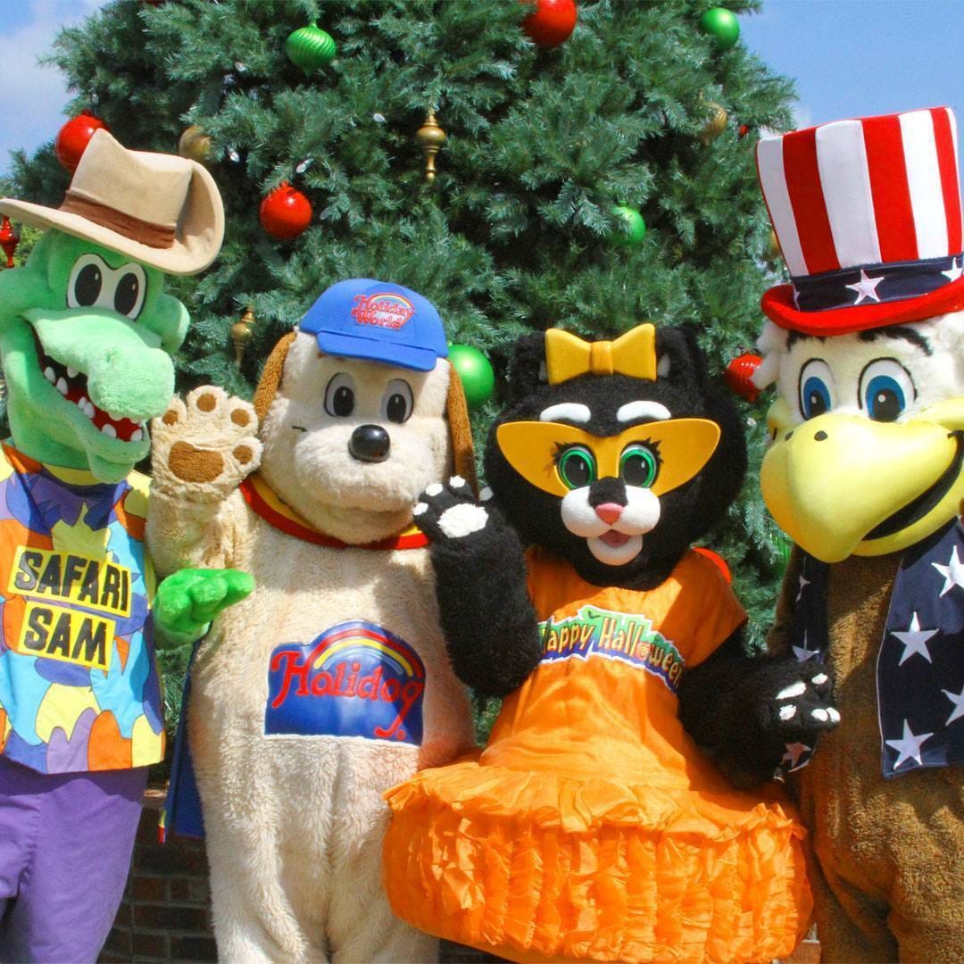 The Holidog and friends mascots at Holiday World.