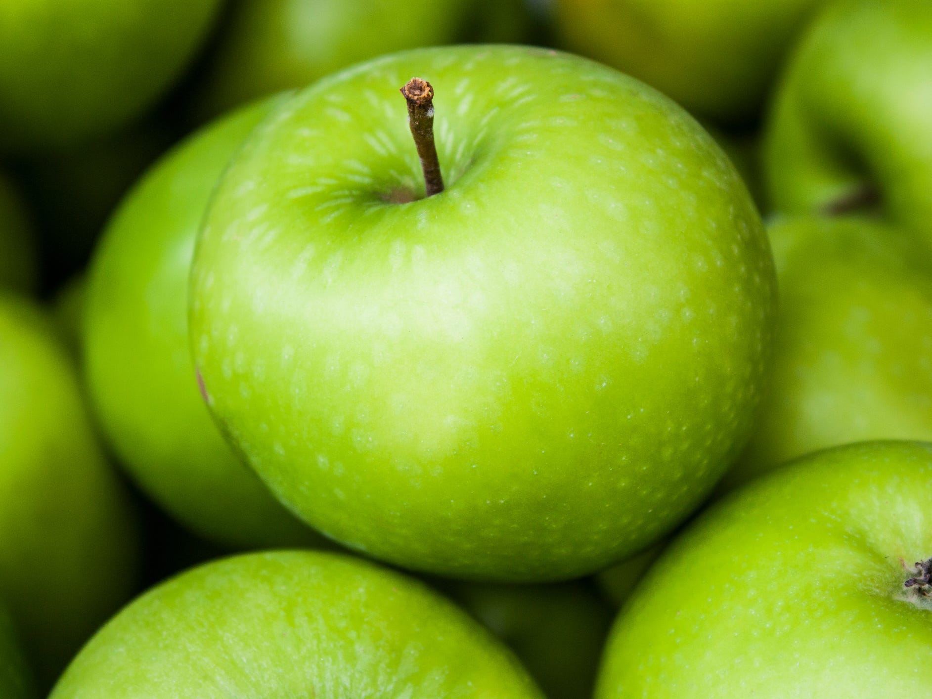 Close-up of Granny Smith apples.