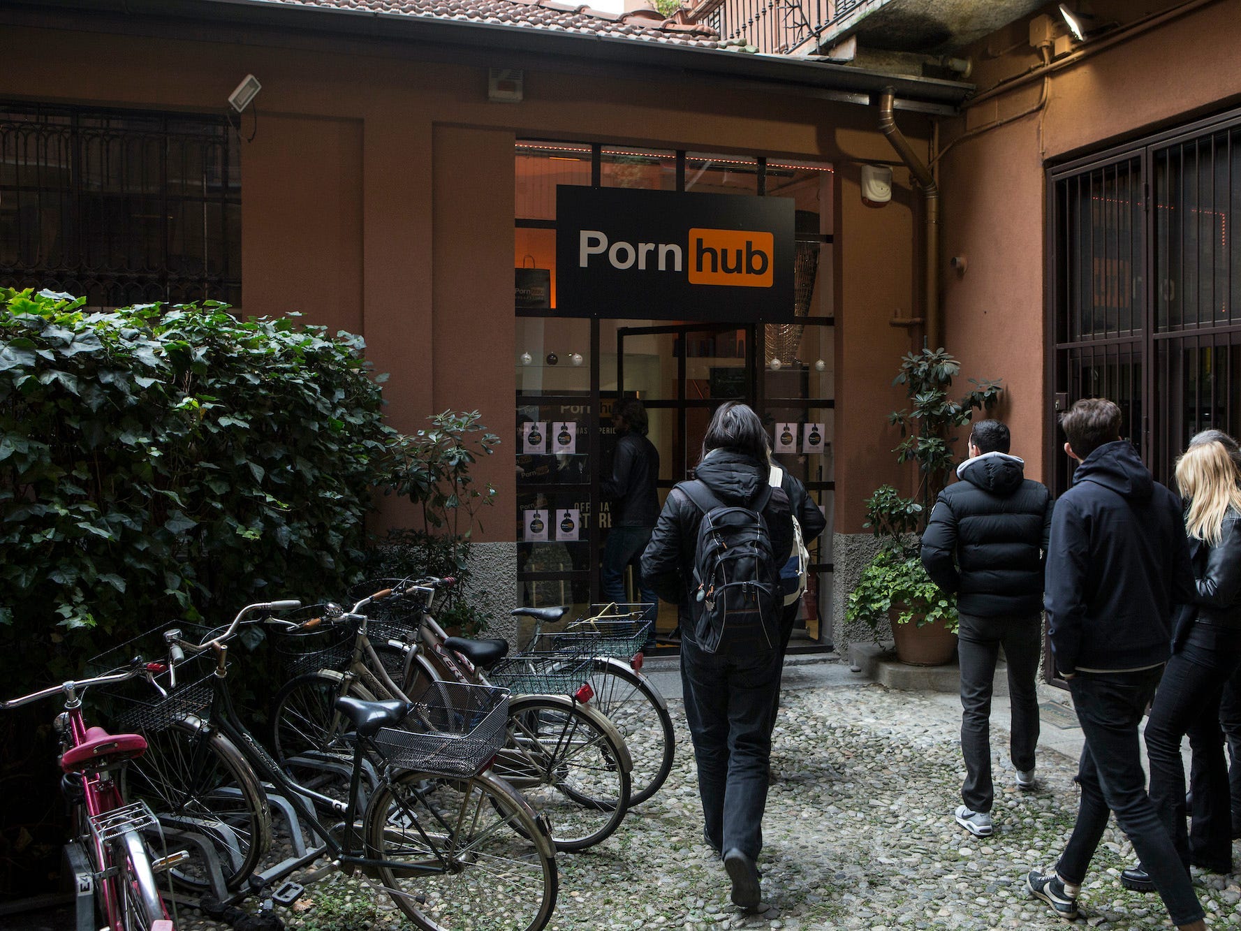 Pornhub pop-up store