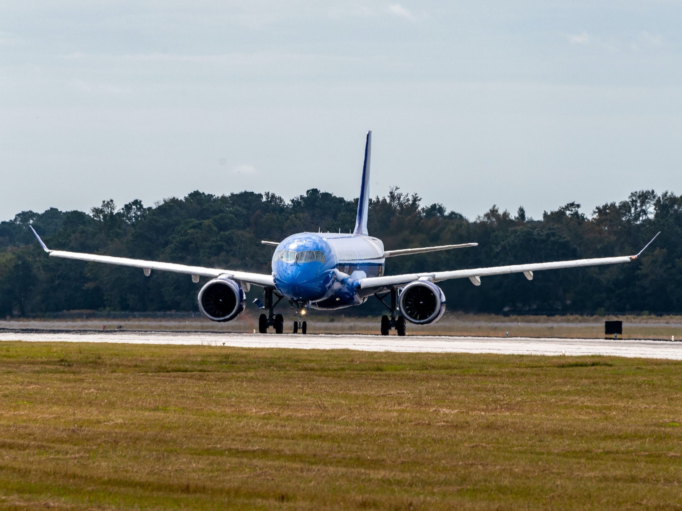 Breeze Airways Airbus A220-300