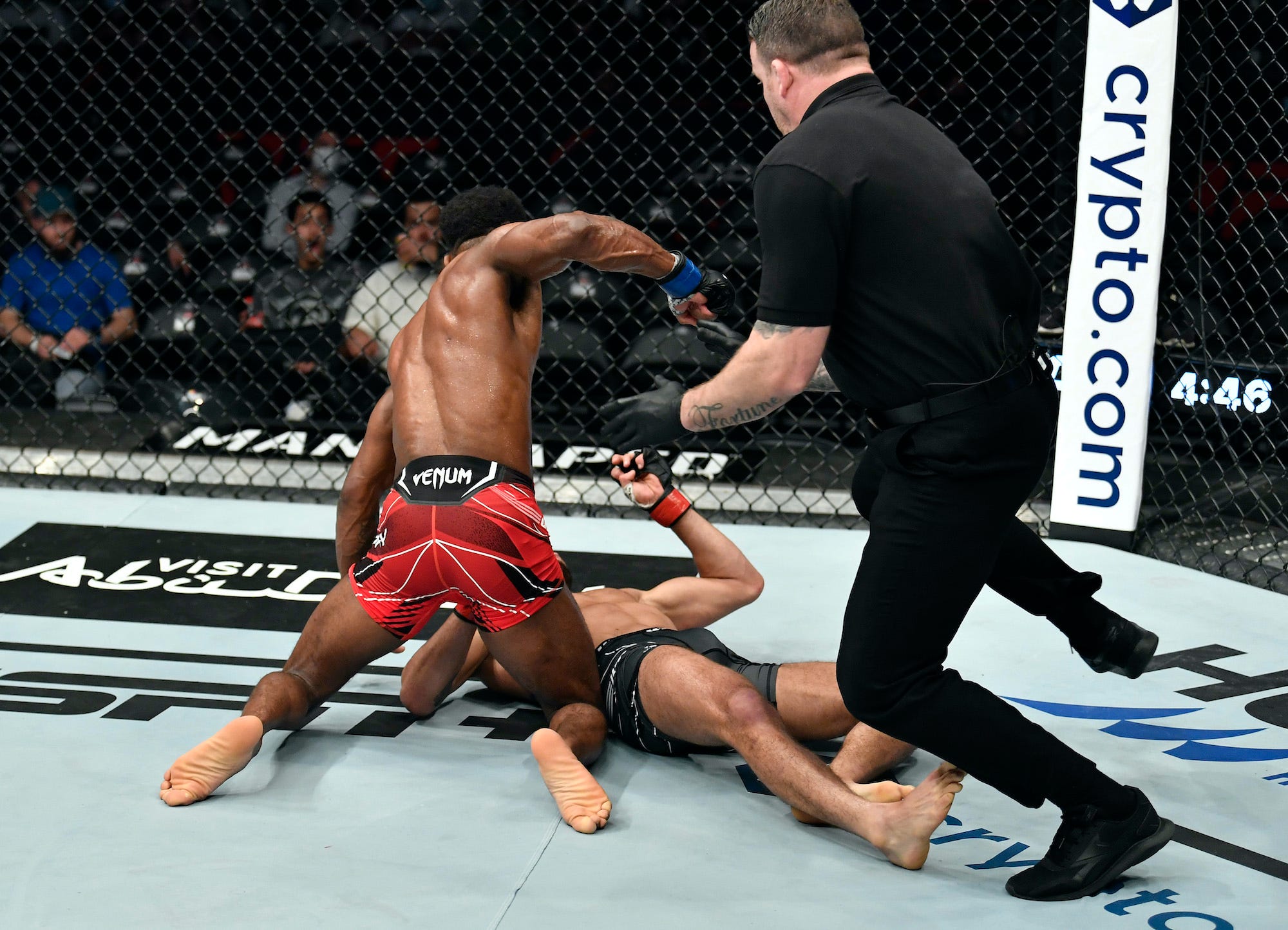 One photo shows how stunned commentators were when a UFC fighter landed ...