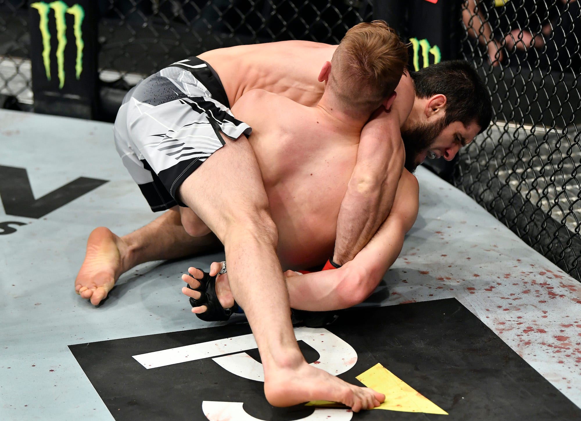 Islam Makhachev almost broke Dan Hooker's arm at UFC 267.