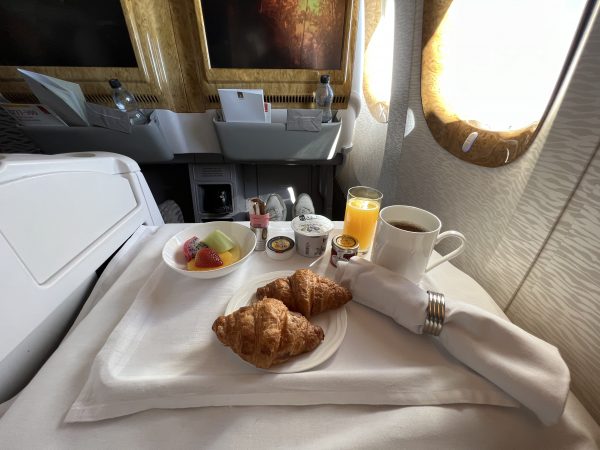 Emirates Business Class ontbijt