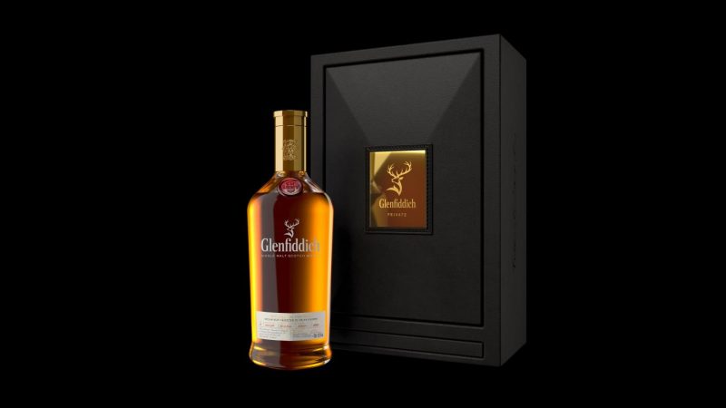 Gezicht omhoog heel fijn levering aan huis Glenfiddich verkoopt 46 jaar oude whisky's als NFT voor $18.000