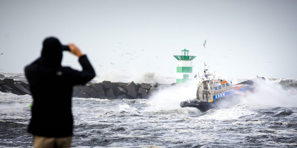 Storm bij Scheveningen