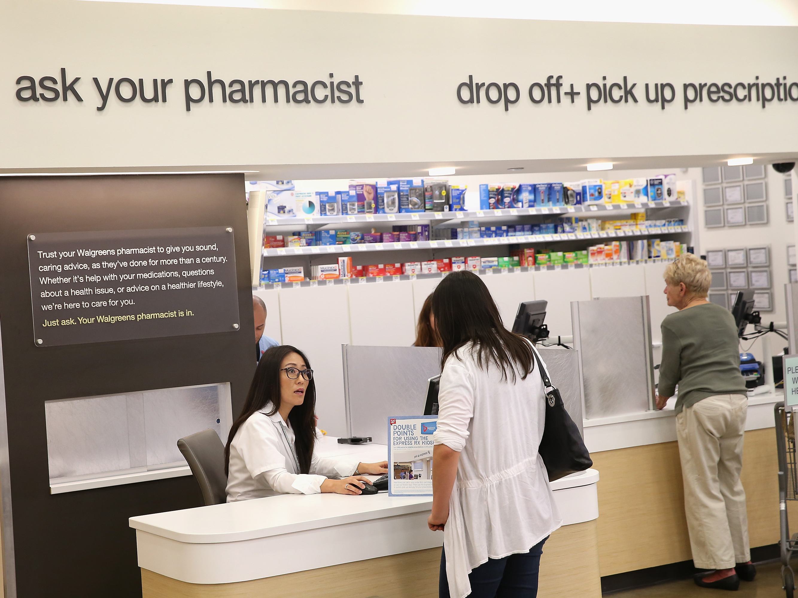 pharmacist pharmacy walgreens