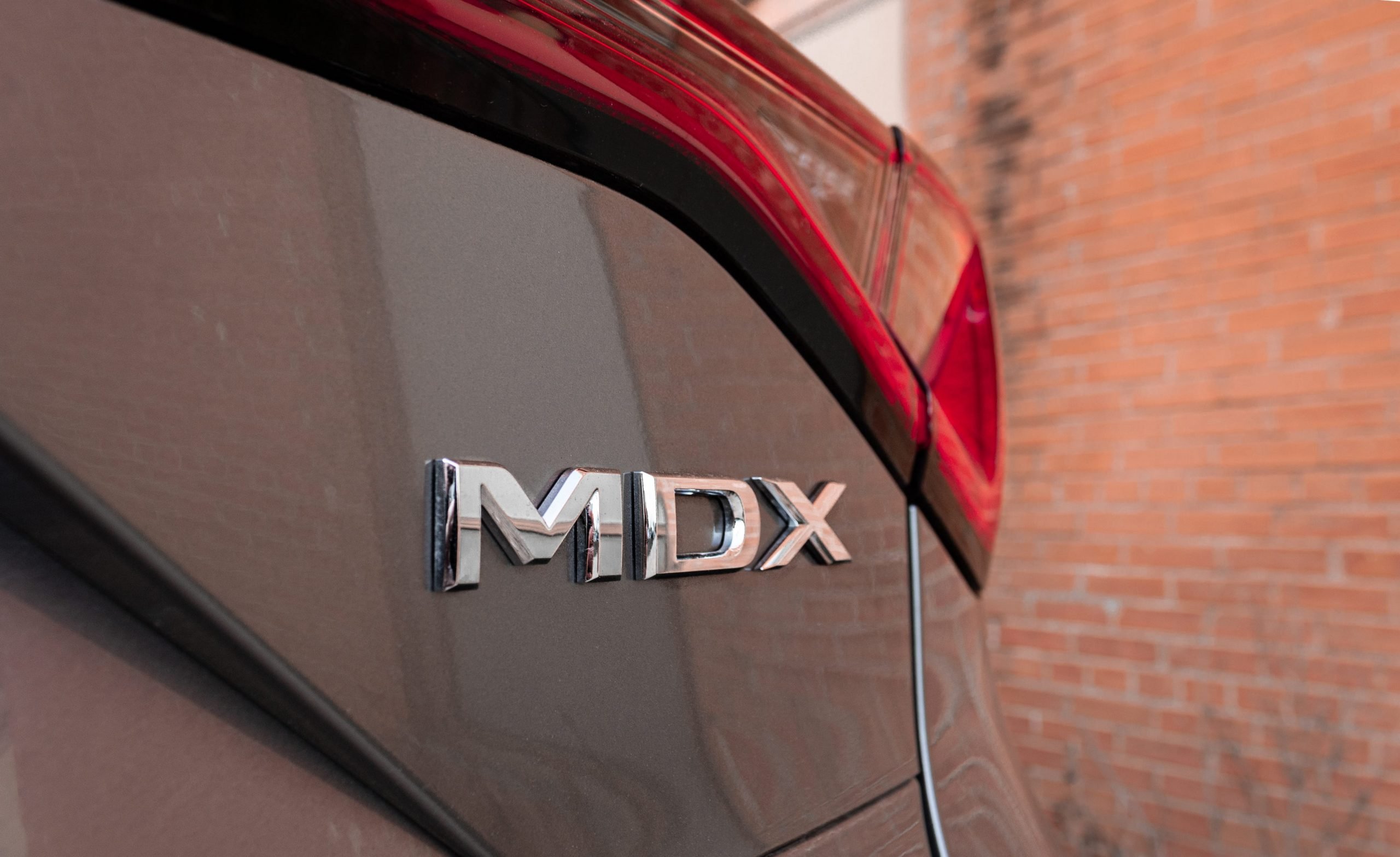 The 2022 Acura MDX.