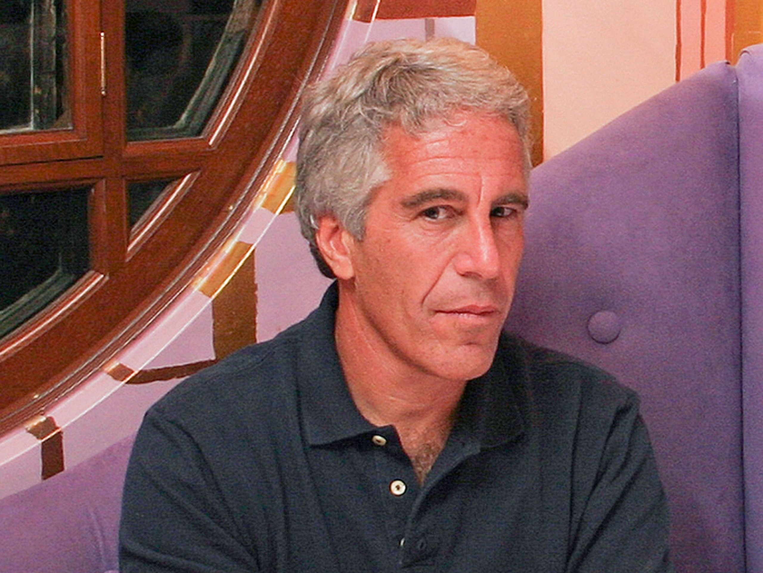 jeffrey epstein seated pic