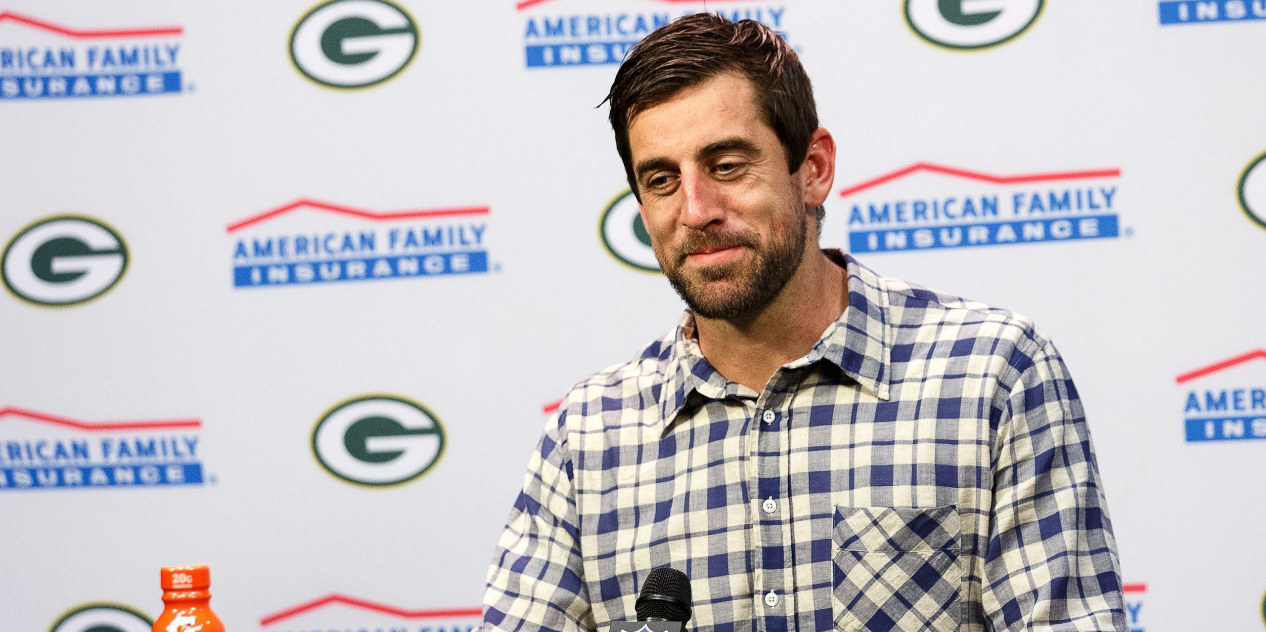 aaron rodgers giving bitcoin