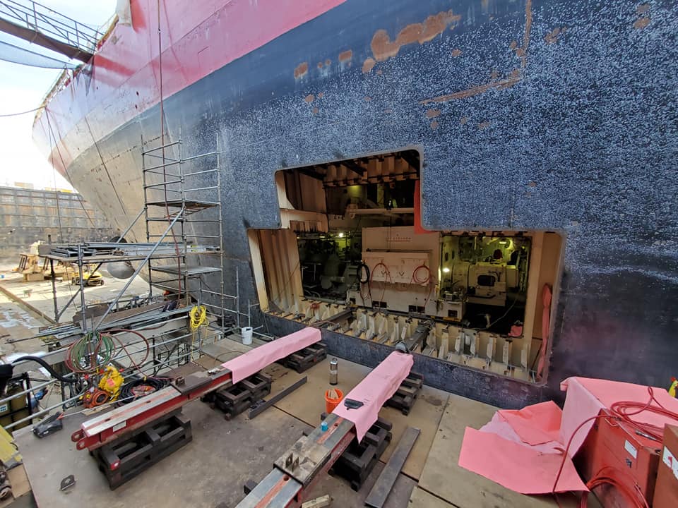 Coast Guard icebreaker Healy hull motor