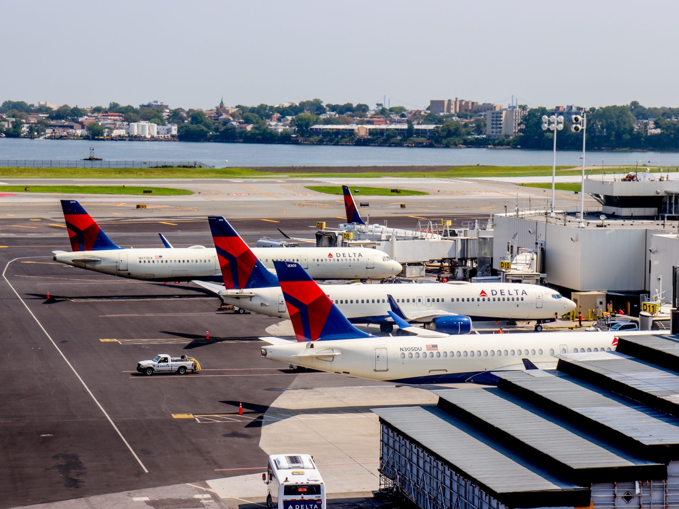 Touring Delta Air Lines' new terminal at LaGuardia Airport  - Delta Hard Hat Tour 2021