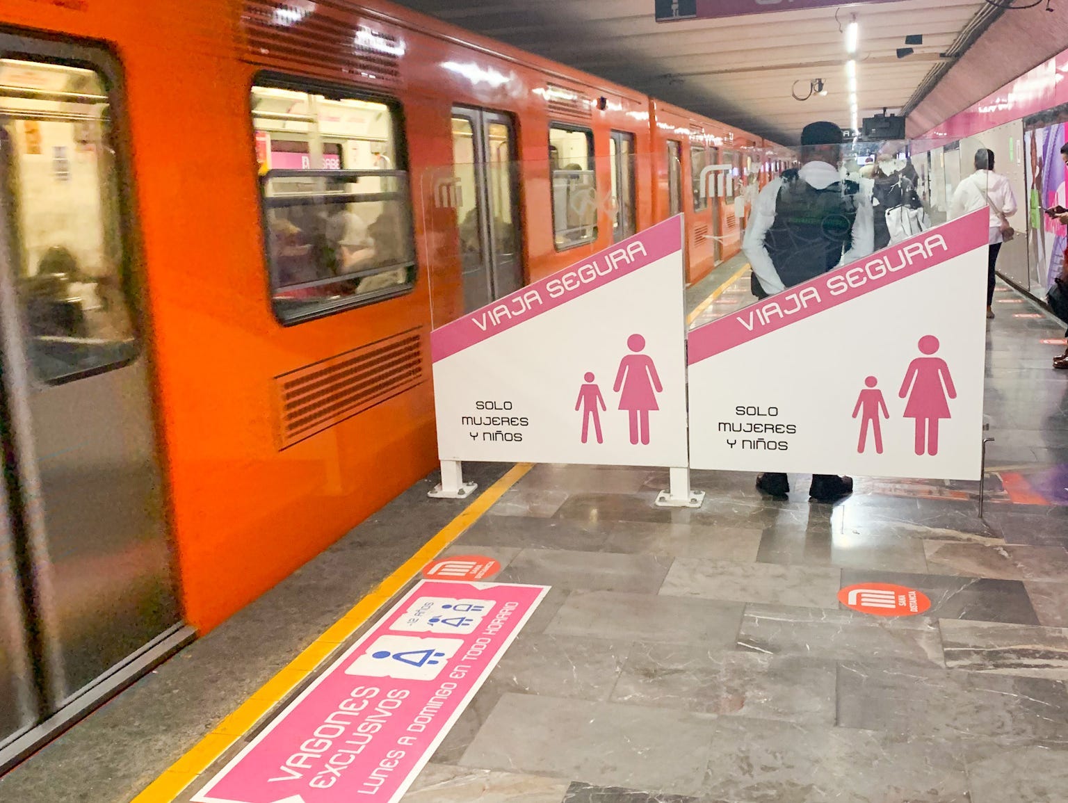 women and children's section of the subway in mexico