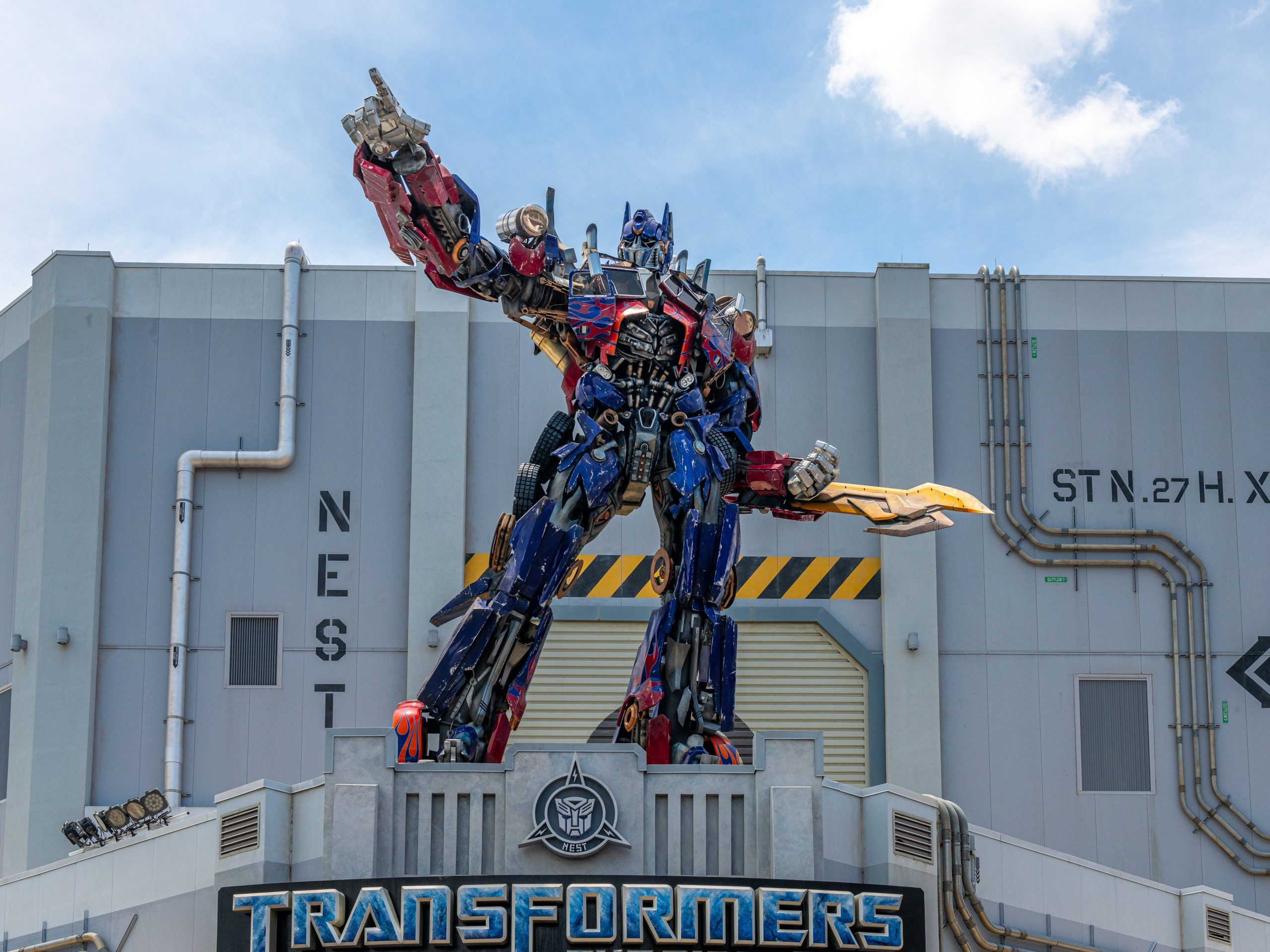 a transformer outside the transformers ride at universal