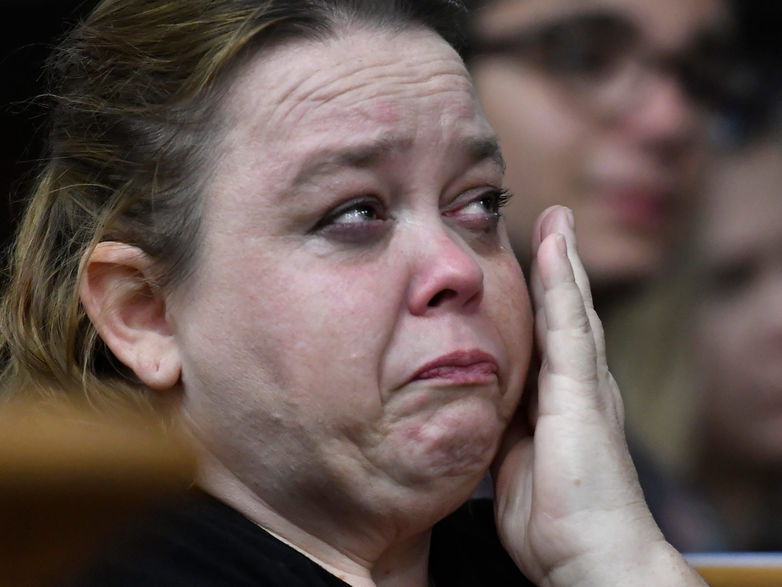 Wendy Rittenhouse, Kyle Rittenhouse's mother, seen crying in court