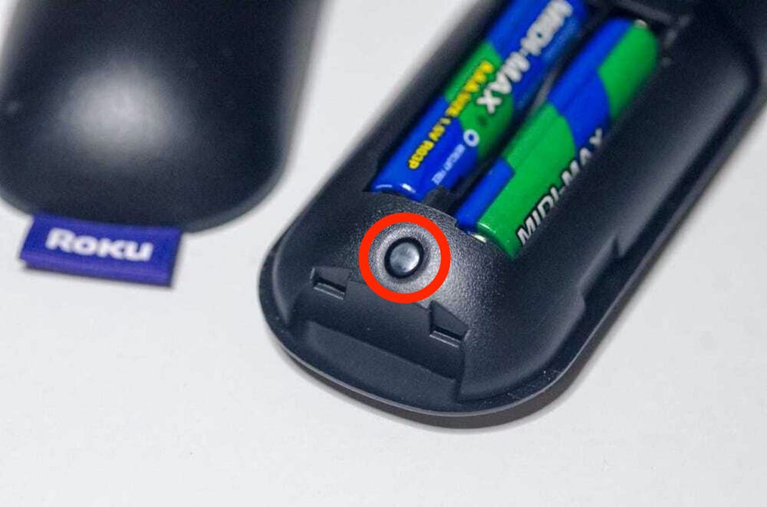 Image of the Roku remote battery compartment and pairing button