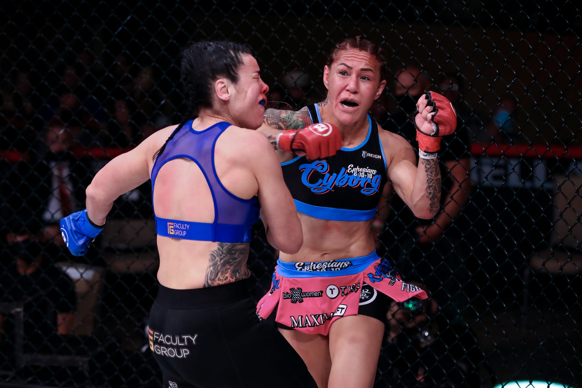 Cris Cyborg lands a powerful right hook on Sinead Kavanagh's jaw.