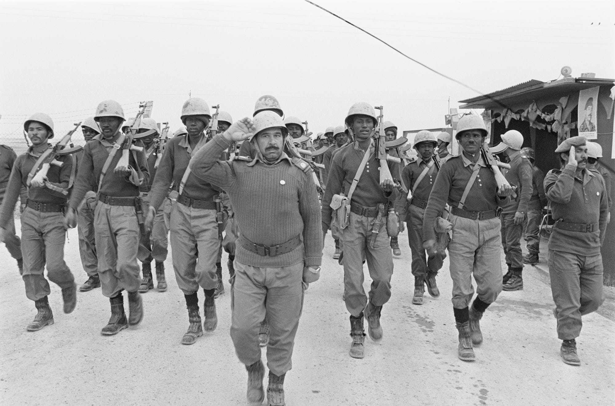 Sudanese soldiers training with Iraqi military